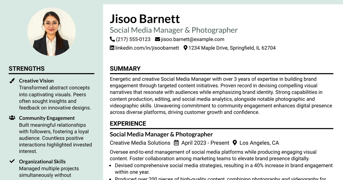 33 Social Media Manager & Photographer Resume Templates with Example 2026 (ATS-Optimized)