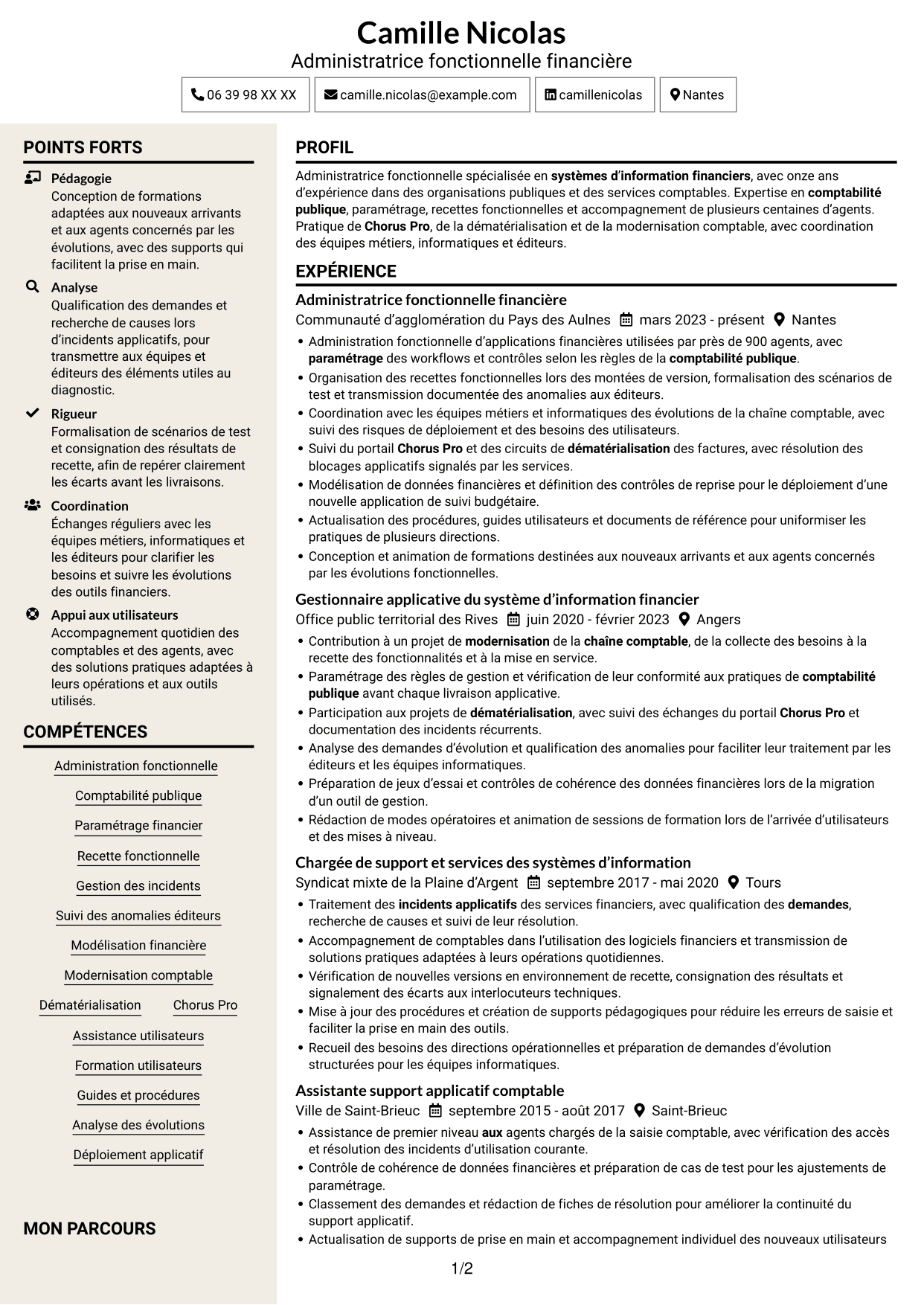 CV Fonceur (format à deux colonnes avec en-tête centré sans photo) : Administrateur fonctionnel - SI financier, page 1