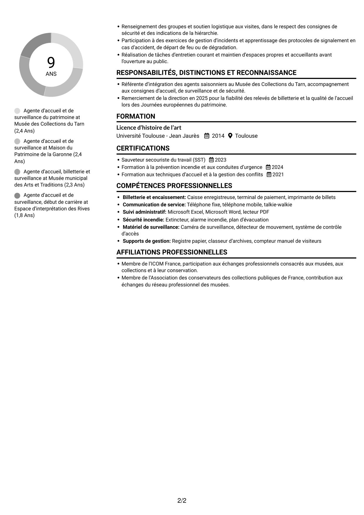 CV Compact (format sobre à deux colonnes avec photo) : Agent d’accueil et de surveillance du patrimoine, page 2