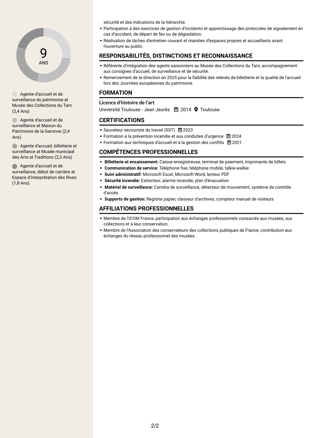CV Fonceur (format à deux colonnes avec en-tête centré sans photo) : Agent d’accueil et de surveillance du patrimoine, page 2