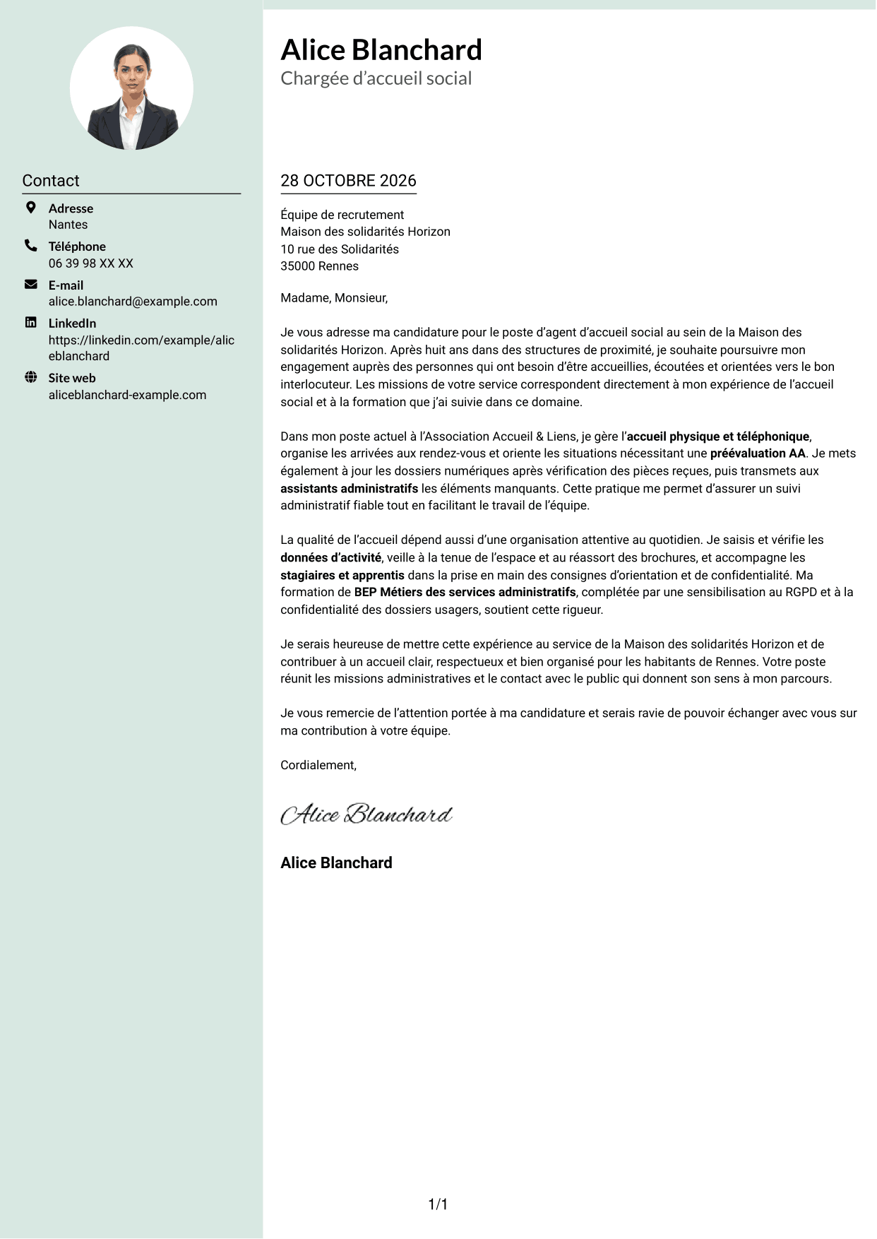Lettre de motivation Cadre (format à colonne latérale douce avec photo arrondie) : Agent d’accueil social - Service social de proximité, page 1