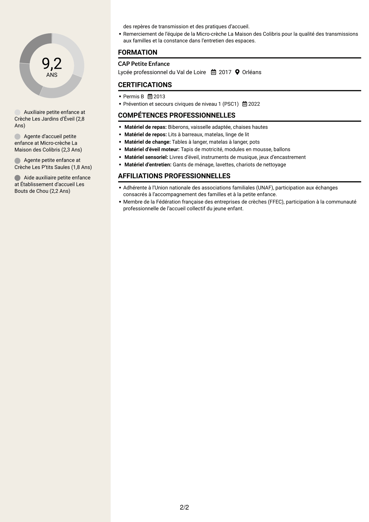 CV Fonceur (format à deux colonnes avec en-tête centré sans photo) : Agent de la petite enfance - Accueil en crèche, page 2