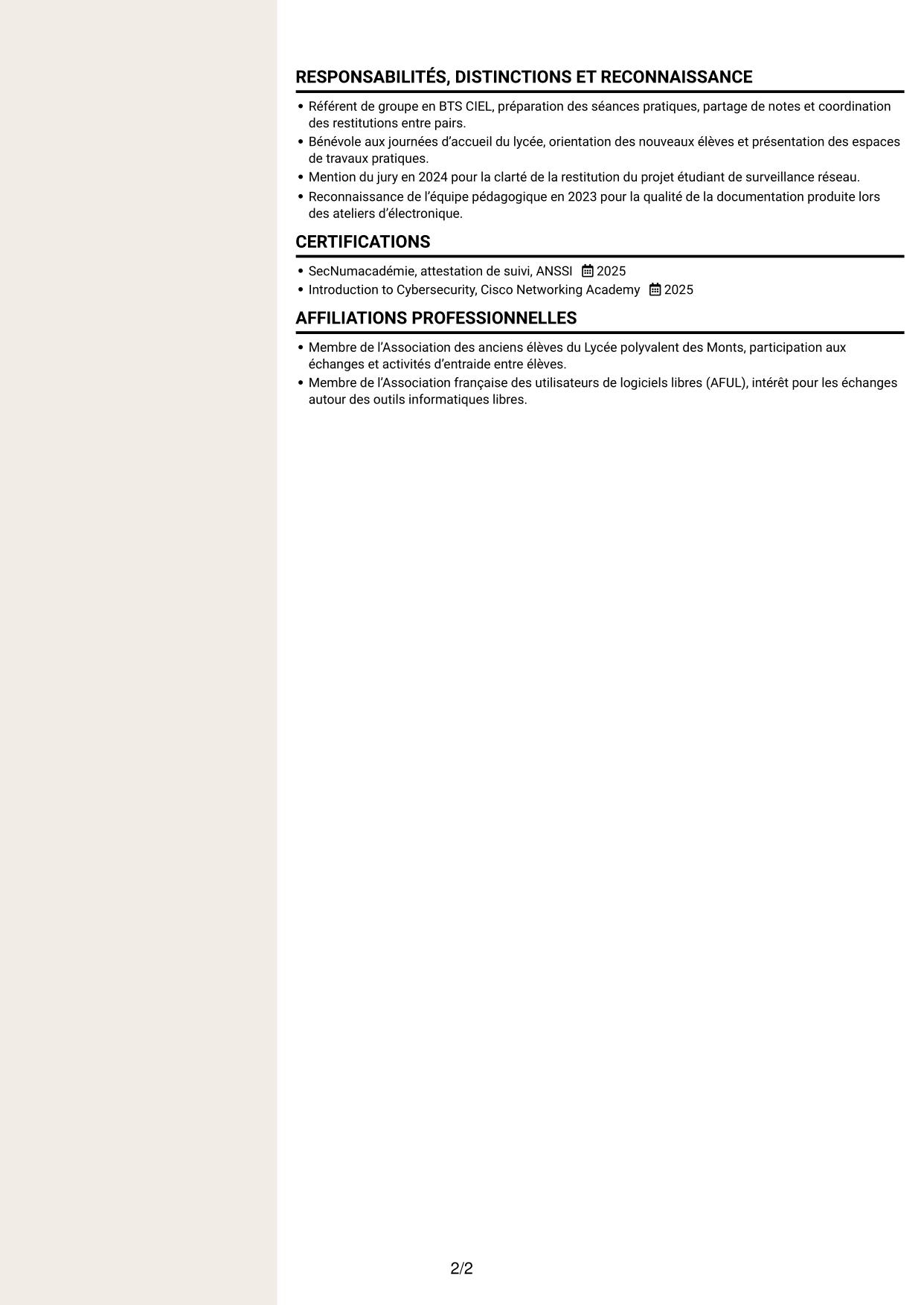 CV Fonceur (format à deux colonnes avec en-tête centré sans photo) : Analyste cybersécurité junior - Surveillance réseau, page 2