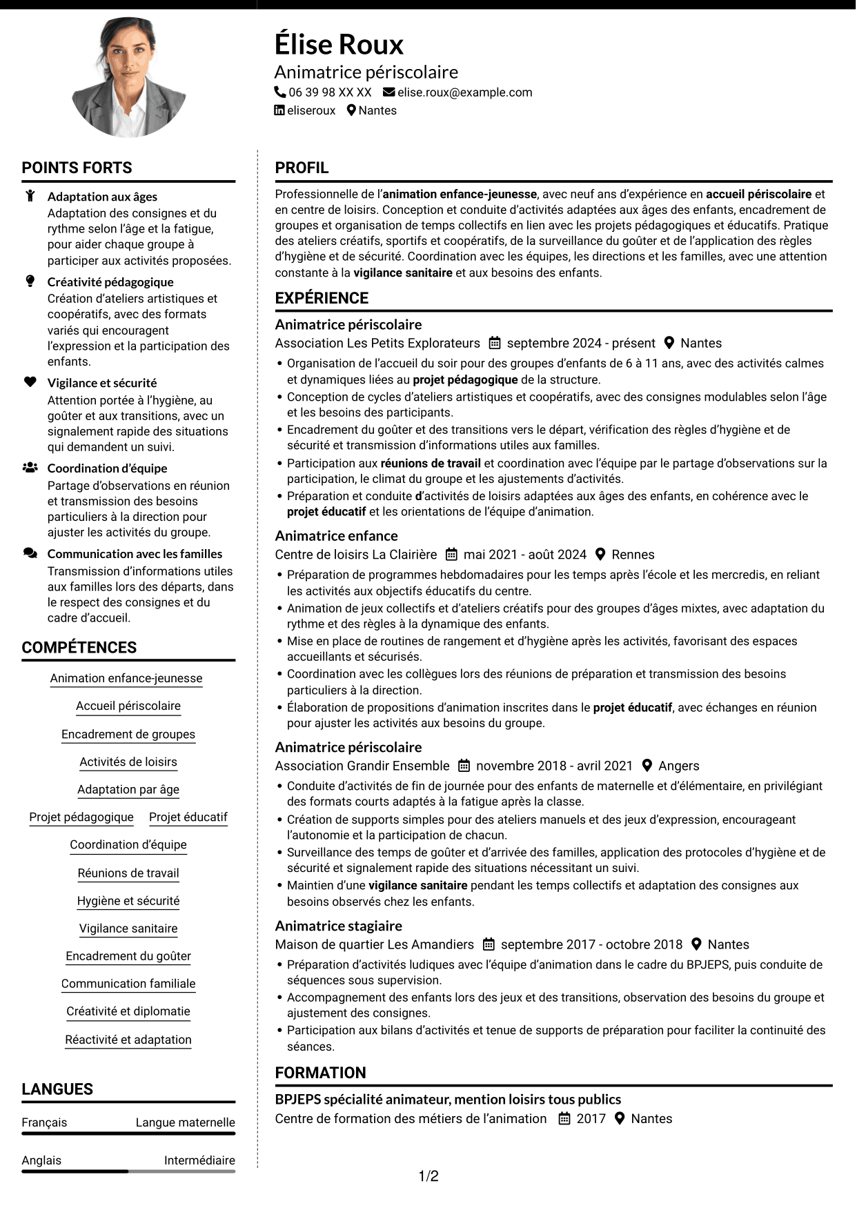 CV Moderne (format à deux colonnes avec photo à gauche et séparateur) : Animateur enfance-jeunesse - Accueil périscolaire, page 1