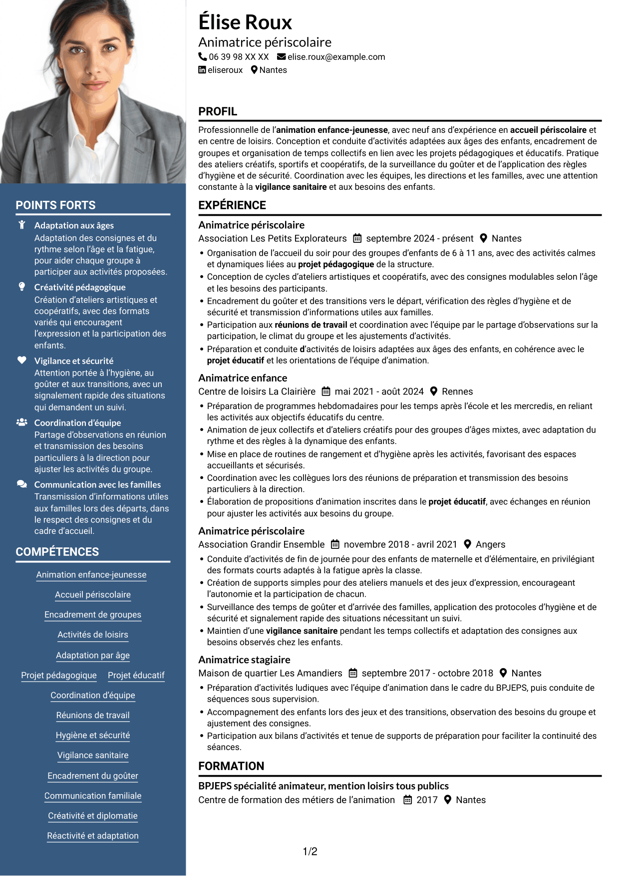 CV Signature (format à colonne latérale colorée avec grande photo) : Animateur enfance-jeunesse - Accueil périscolaire, page 1