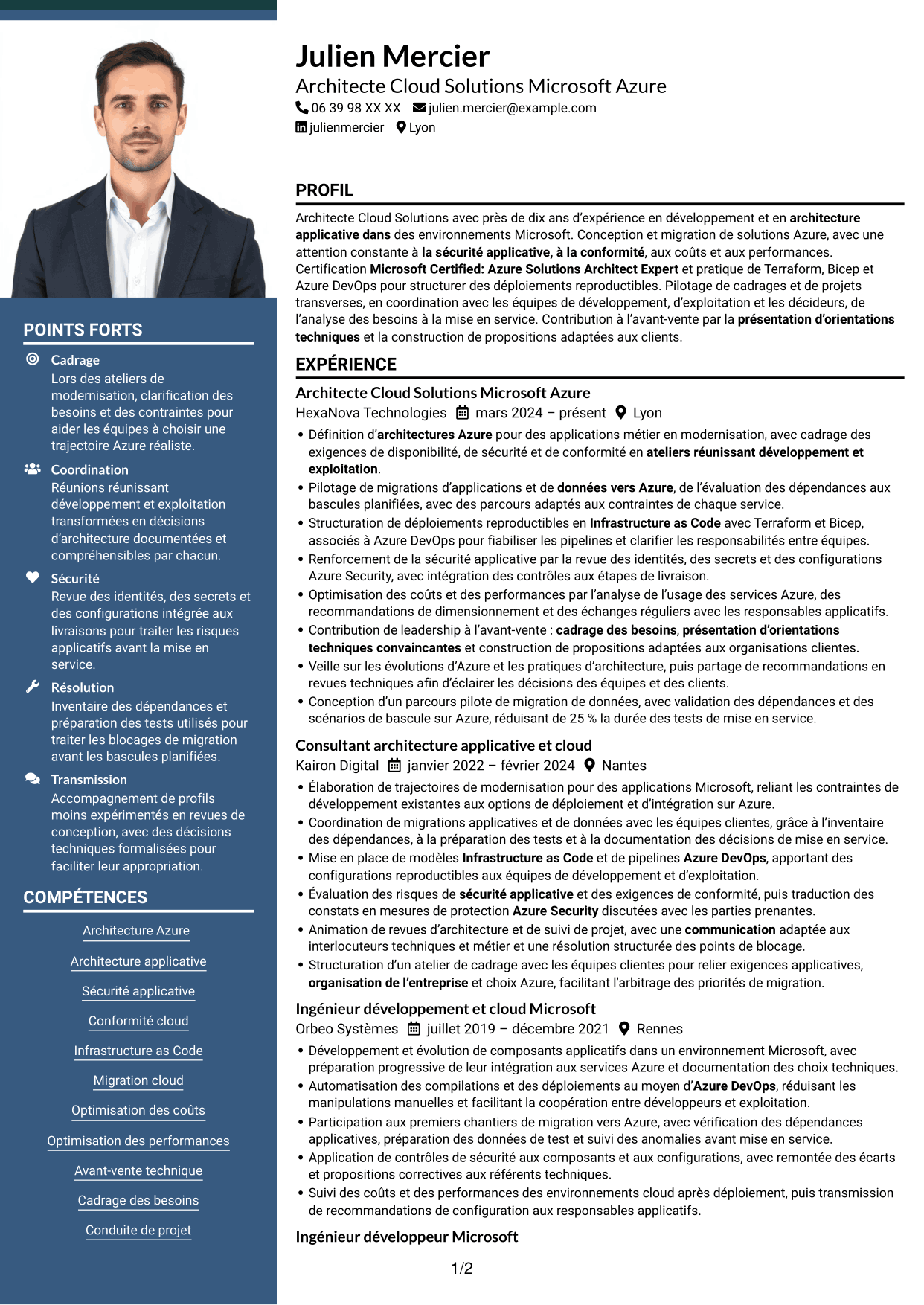 CV Signature (format à colonne latérale colorée avec grande photo) : Architecte Cloud Solutions - Microsoft Azure, page 1