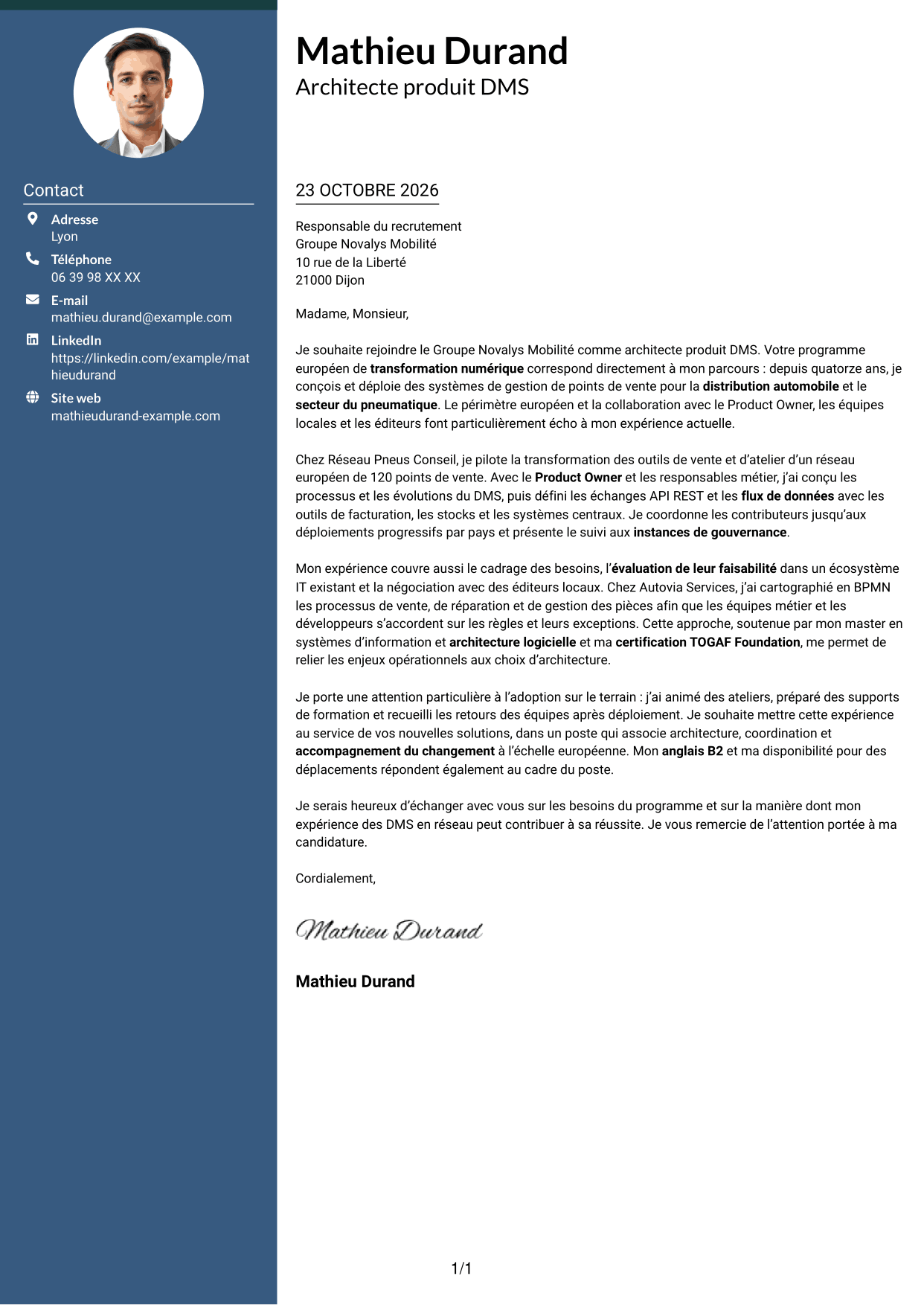 Lettre de motivation Élégant (format à colonne latérale colorée avec photo) : Architecte produit Dealer Management System, page 1