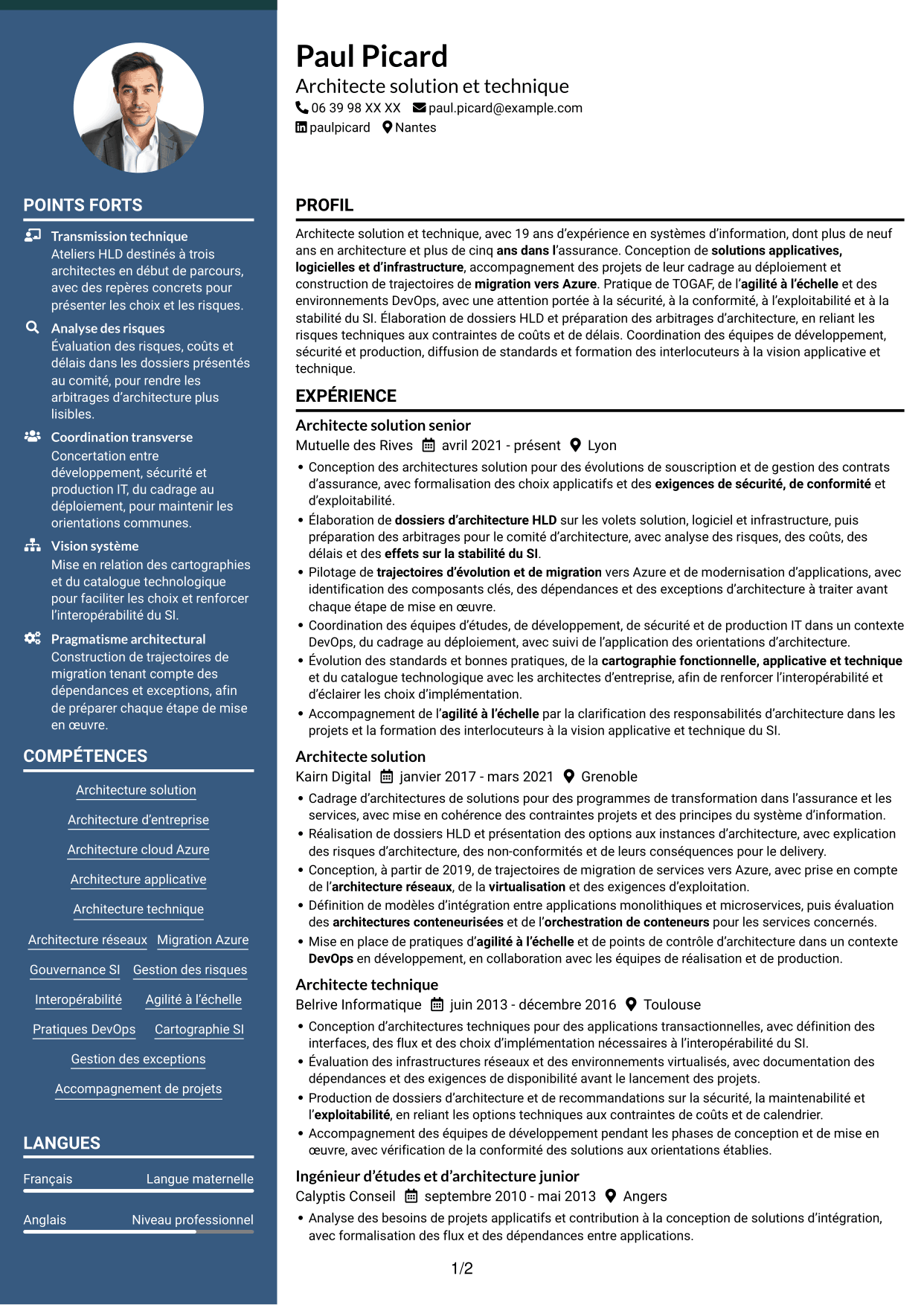 CV Élégant (format à colonne latérale colorée avec photo) : Architecte Solution - Cloud et Systèmes d'Information, page 1