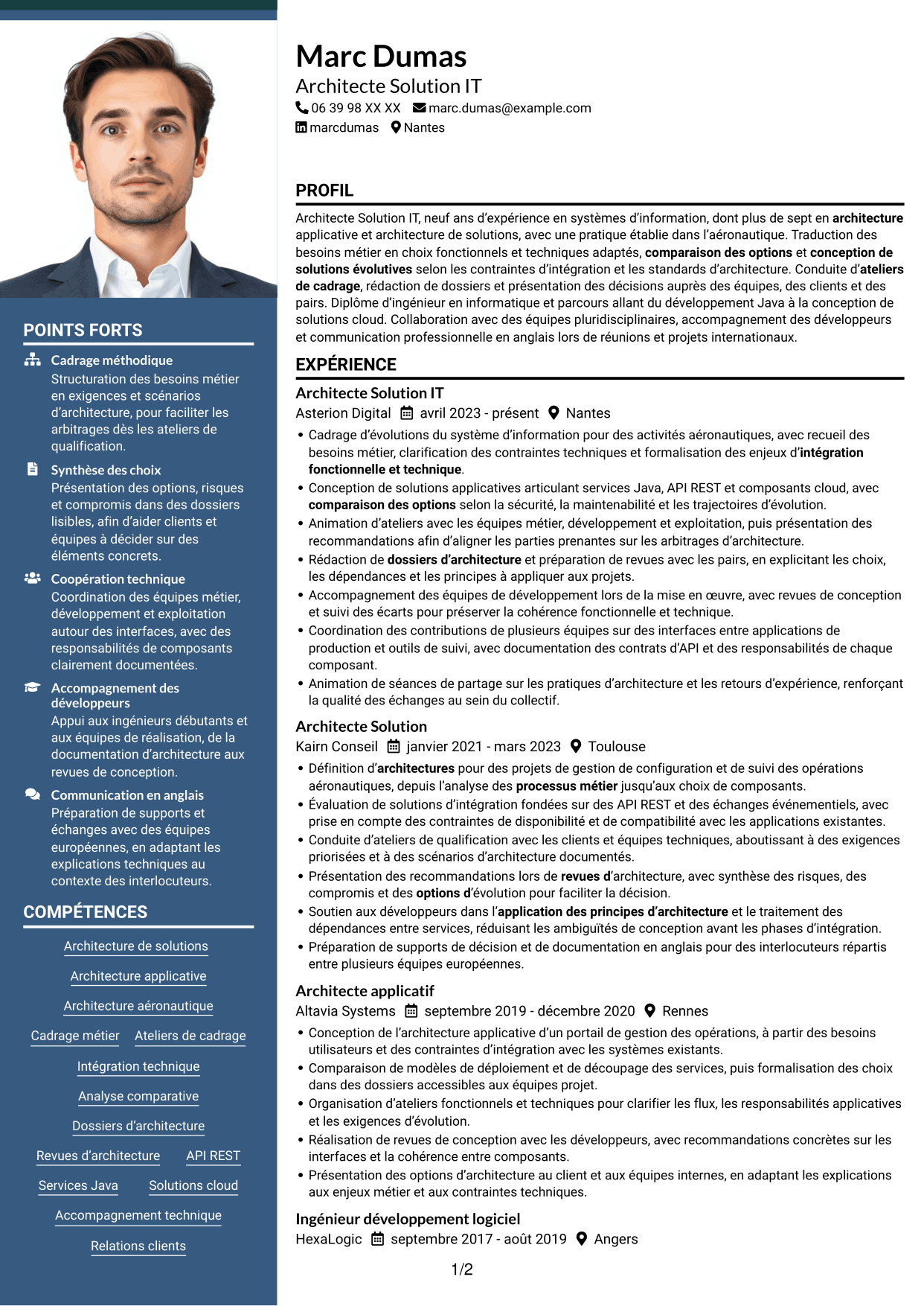 CV Signature (format à colonne latérale colorée avec grande photo) : Architecte Solution IT - Aéronautique, page 1