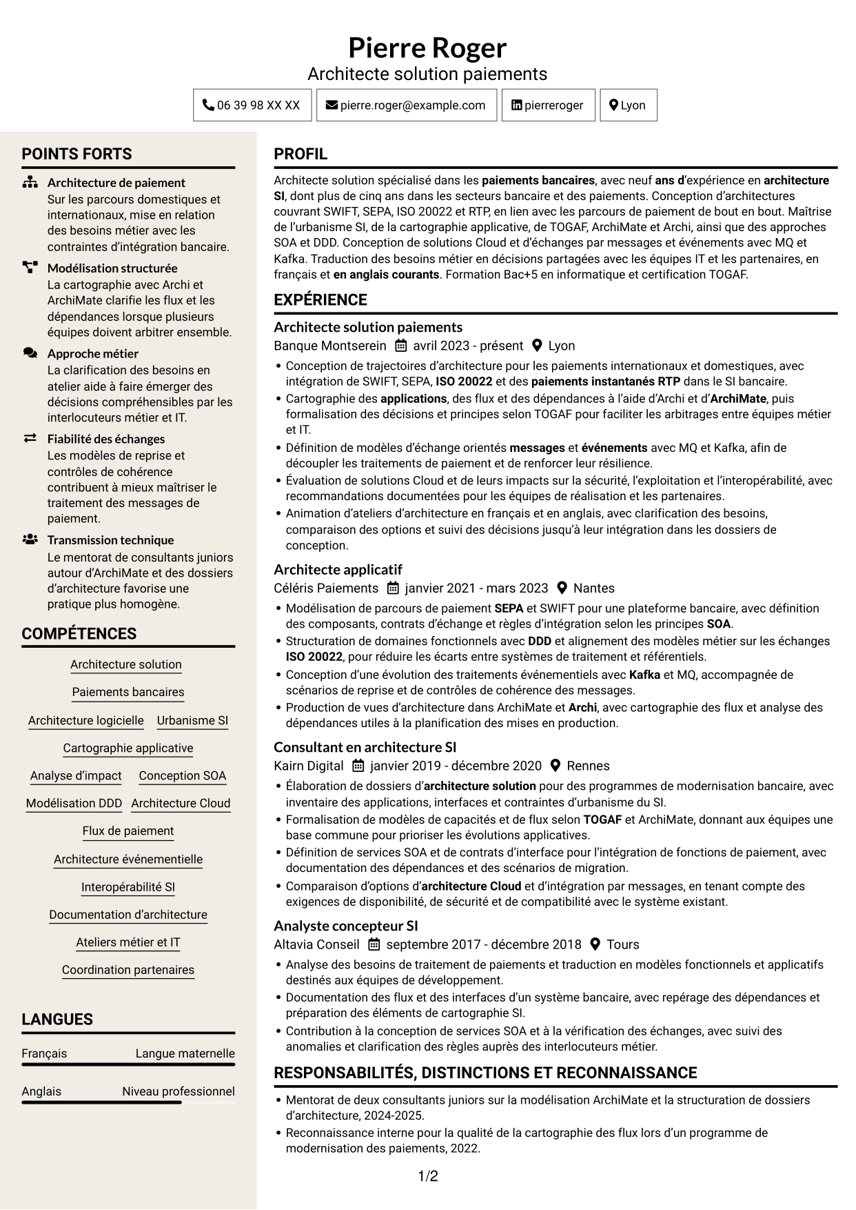 CV Fonceur (format à deux colonnes avec en-tête centré sans photo) : Architecte solution - Paiements SWIFT, page 1
