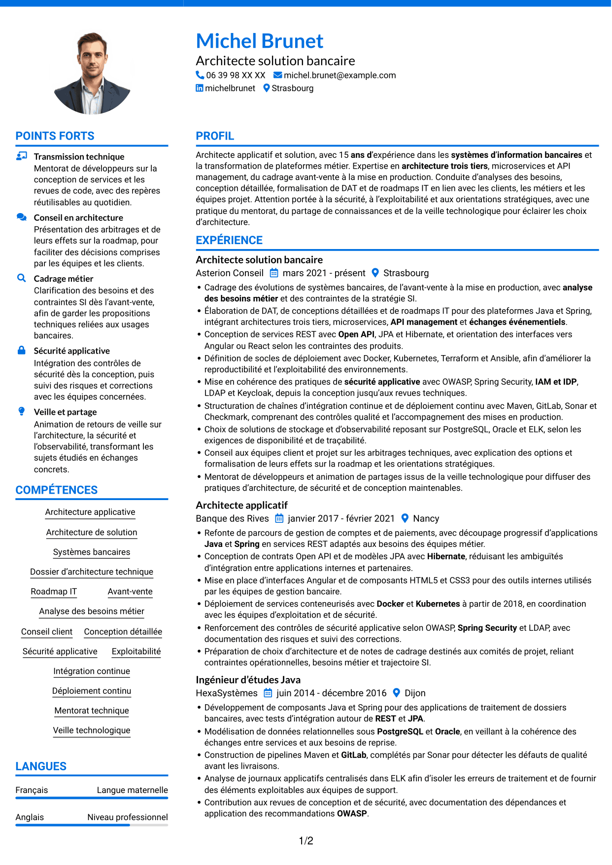 CV Audacieux (format à deux colonnes avec accents colorés et photo) : Architecte solution - Services financiers, page 1