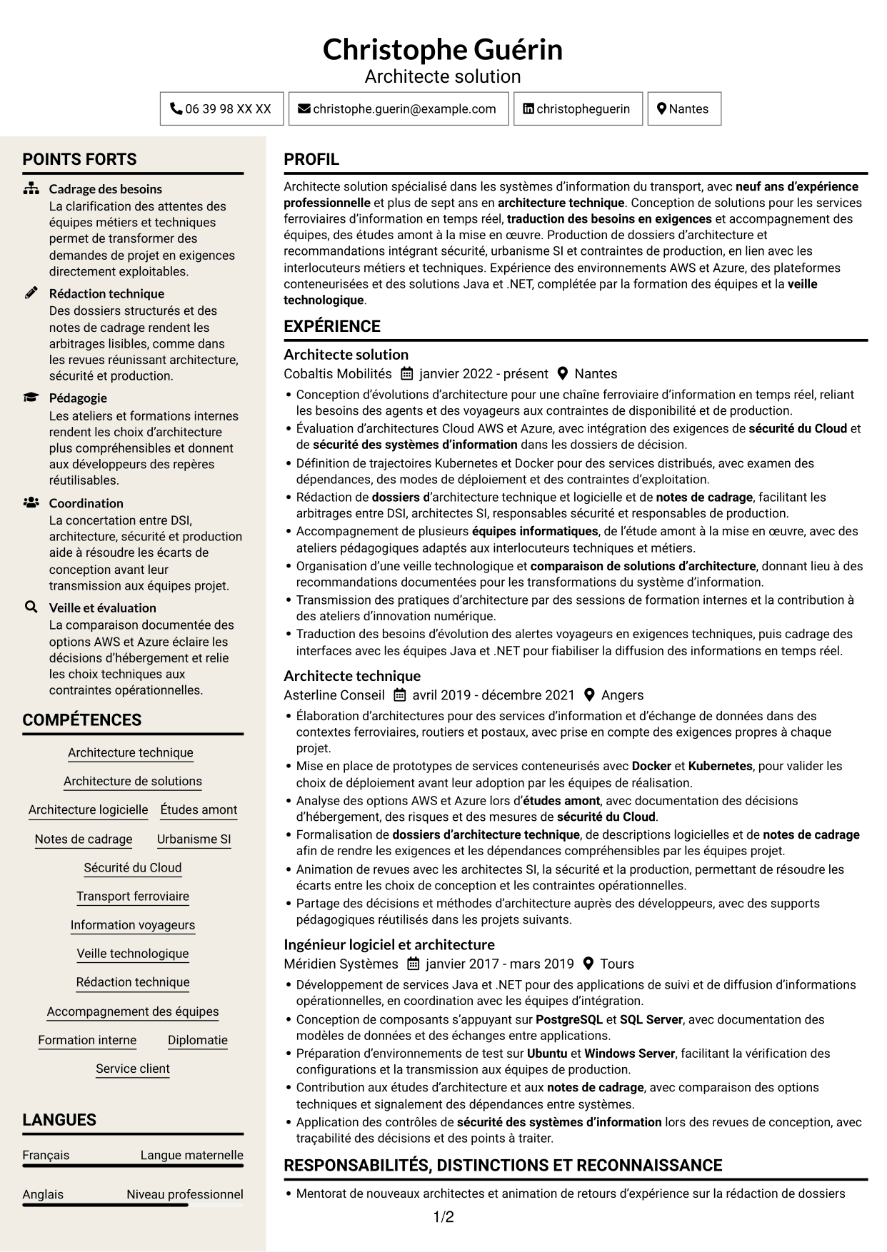 CV Fonceur (format à deux colonnes avec en-tête centré sans photo) : Architecte Solution - Transport, page 1