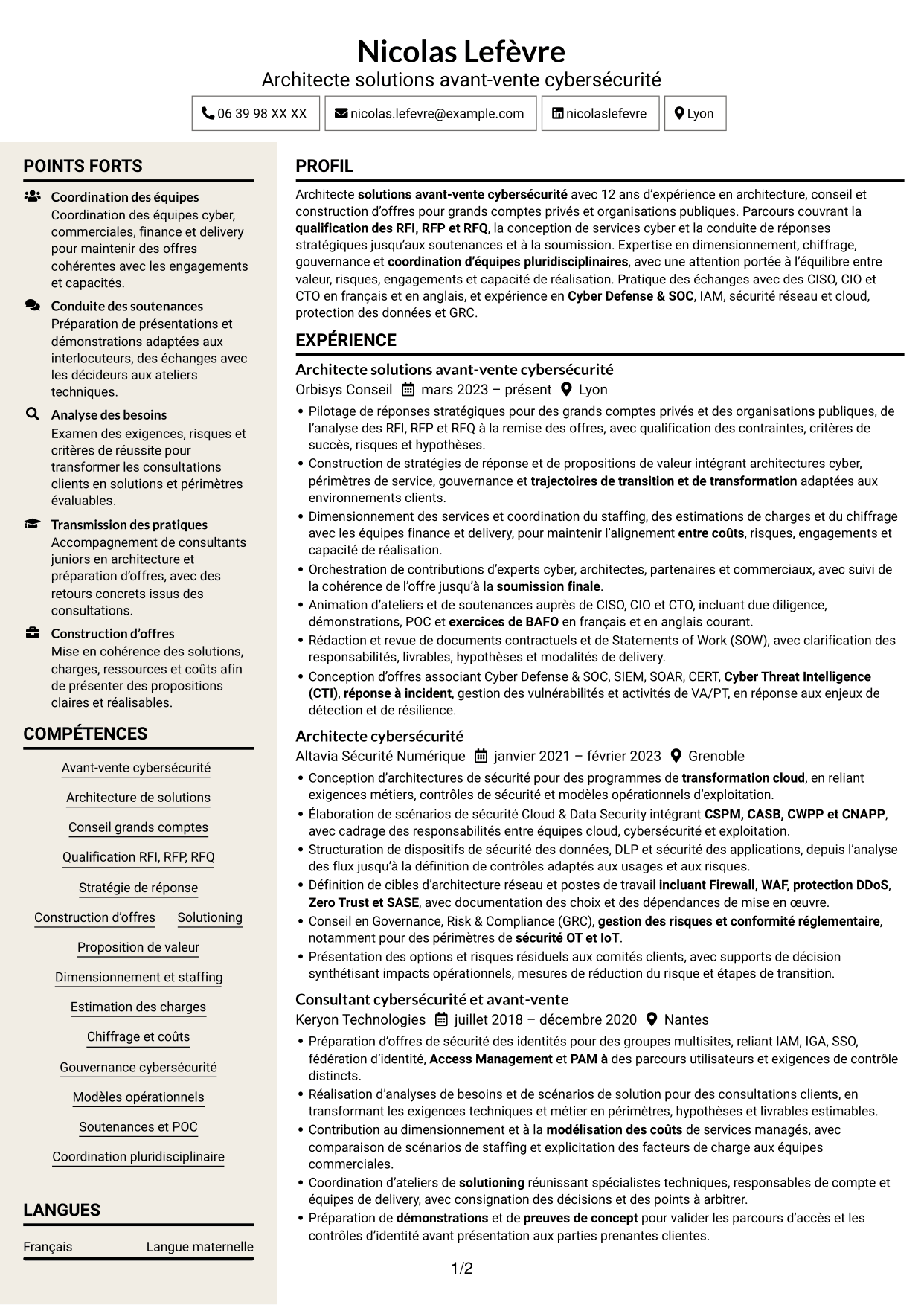 CV Fonceur (format à deux colonnes avec en-tête centré sans photo) : Architecte Solutions Avant-Vente Cybersécurité, page 1