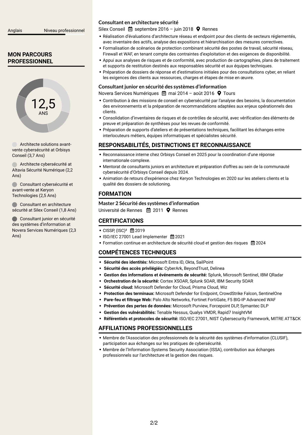 CV Fonceur (format à deux colonnes avec en-tête centré sans photo) : Architecte Solutions Avant-Vente Cybersécurité, page 2