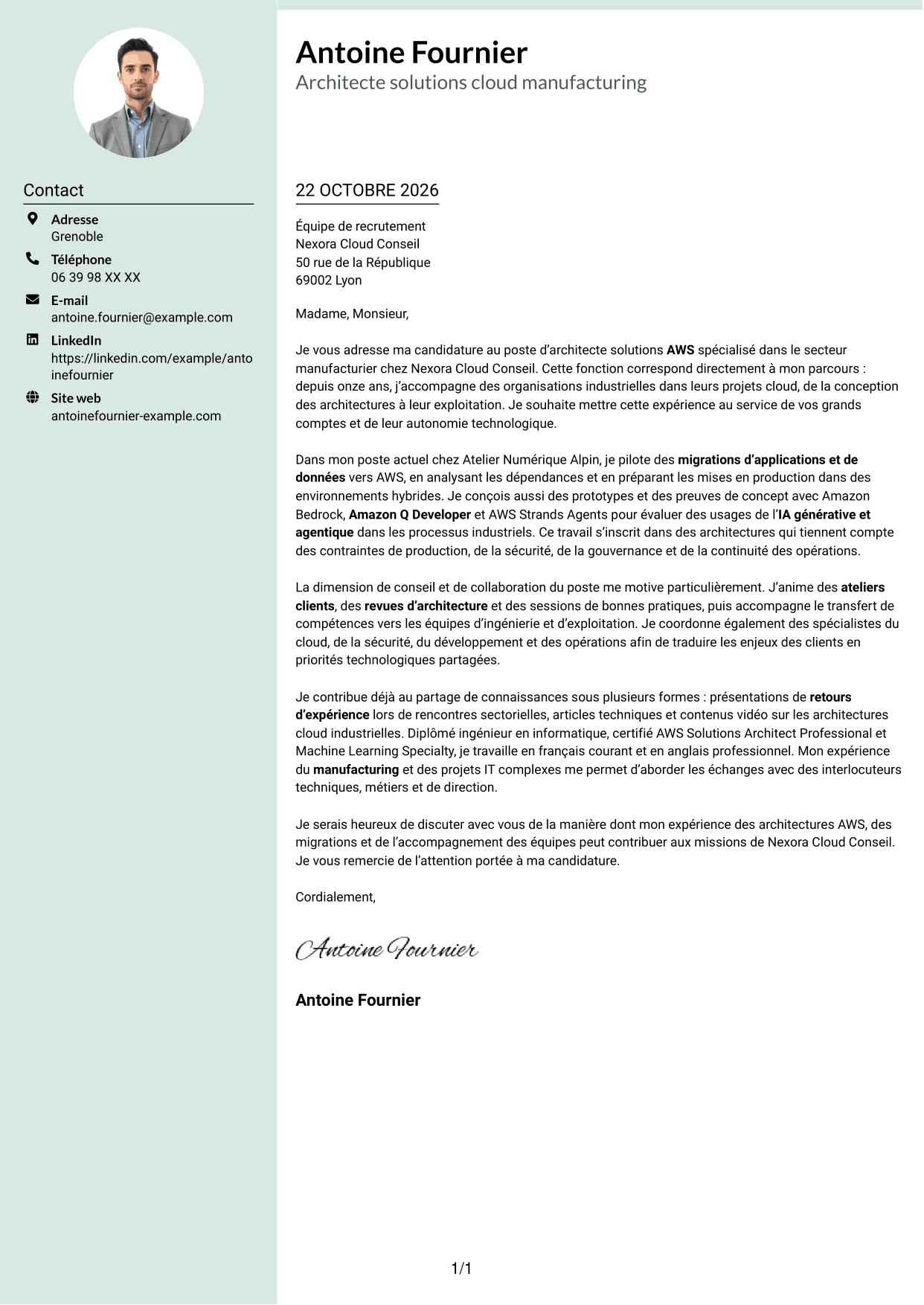 Lettre de motivation Cadre (format à colonne latérale douce avec photo arrondie) : Architecte solutions AWS - Manufacturing, page 1