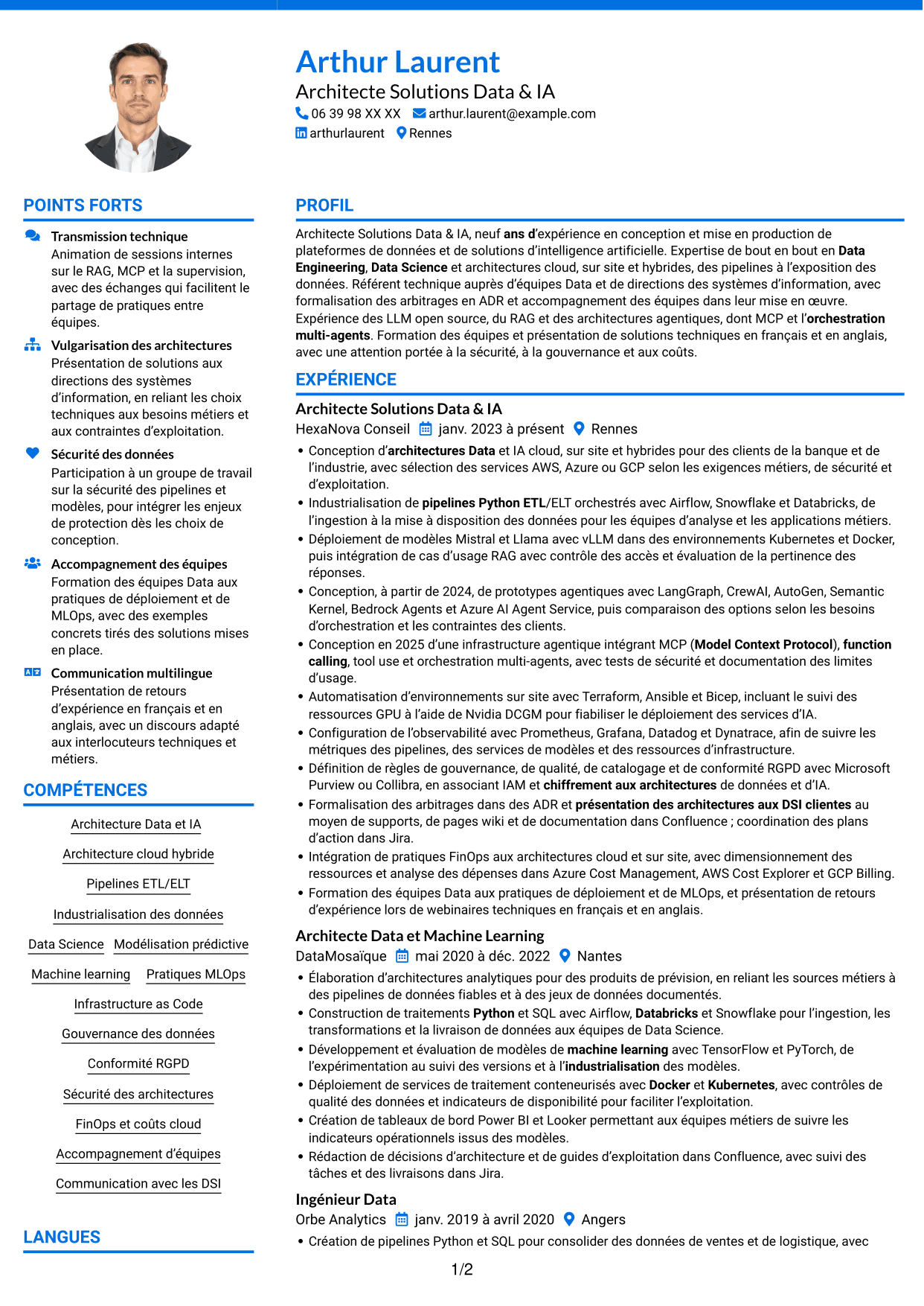 CV Audacieux (format à deux colonnes avec accents colorés et photo) : Architecte Solutions Data & IA, page 1