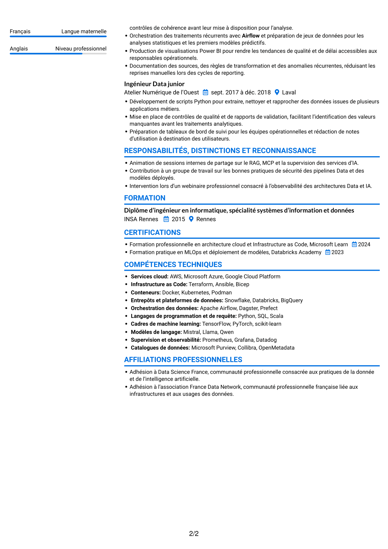CV Audacieux (format à deux colonnes avec accents colorés et photo) : Architecte Solutions Data & IA, page 2