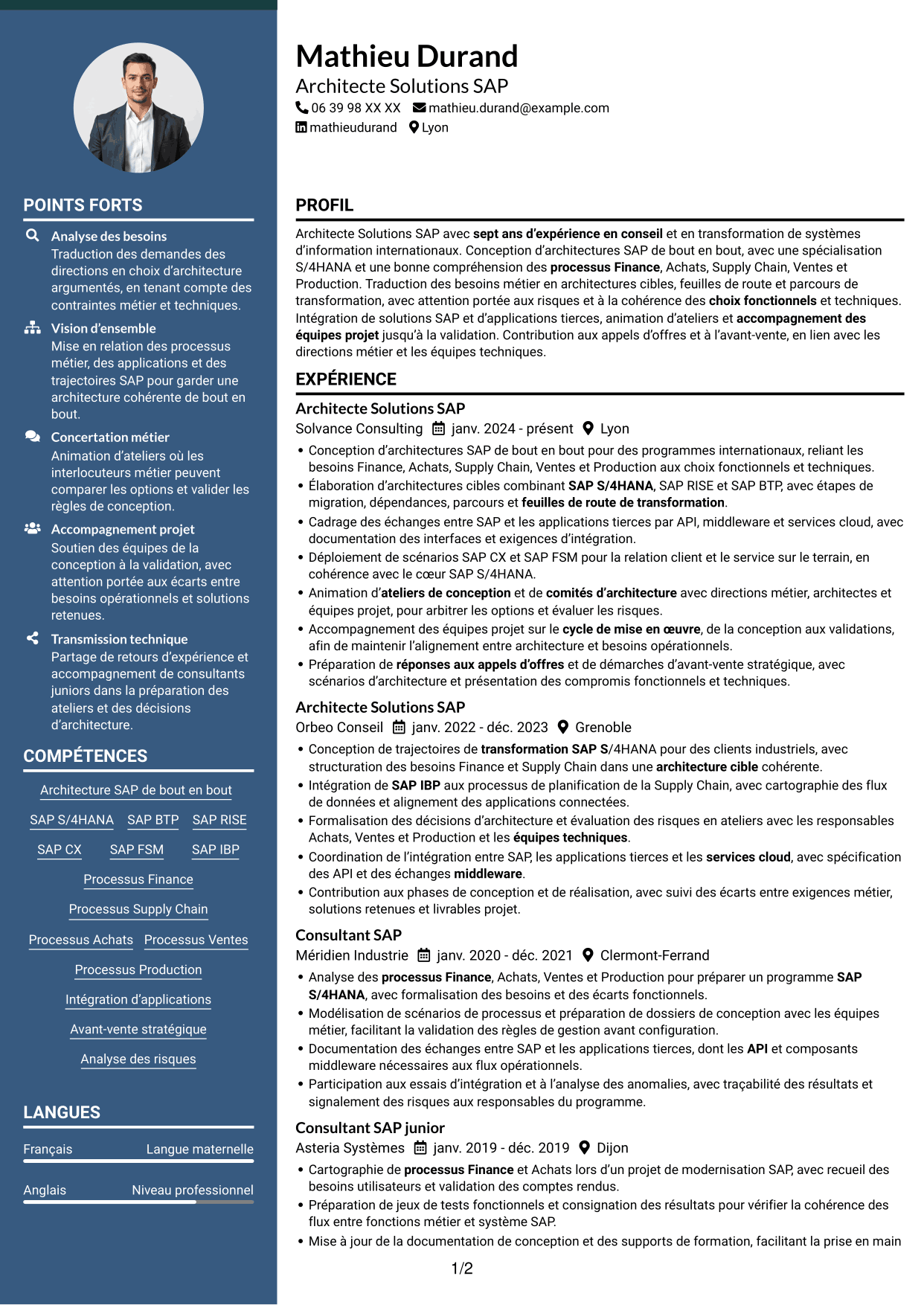 CV Élégant (format à colonne latérale colorée avec photo) : Architecte Solutions SAP - Transformation S/4HANA, page 1