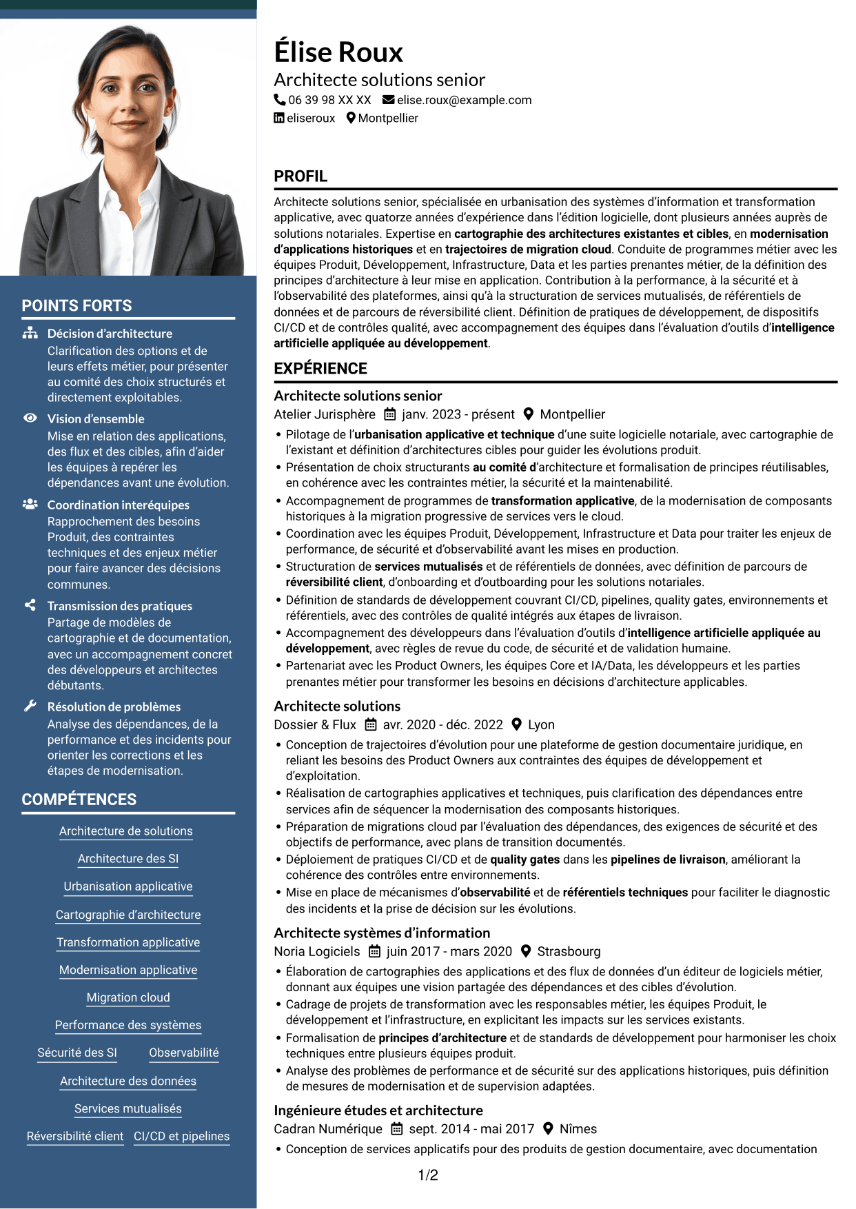 CV Signature (format à colonne latérale colorée avec grande photo) : Architecte Solutions - Systèmes d'information notariaux, page 1