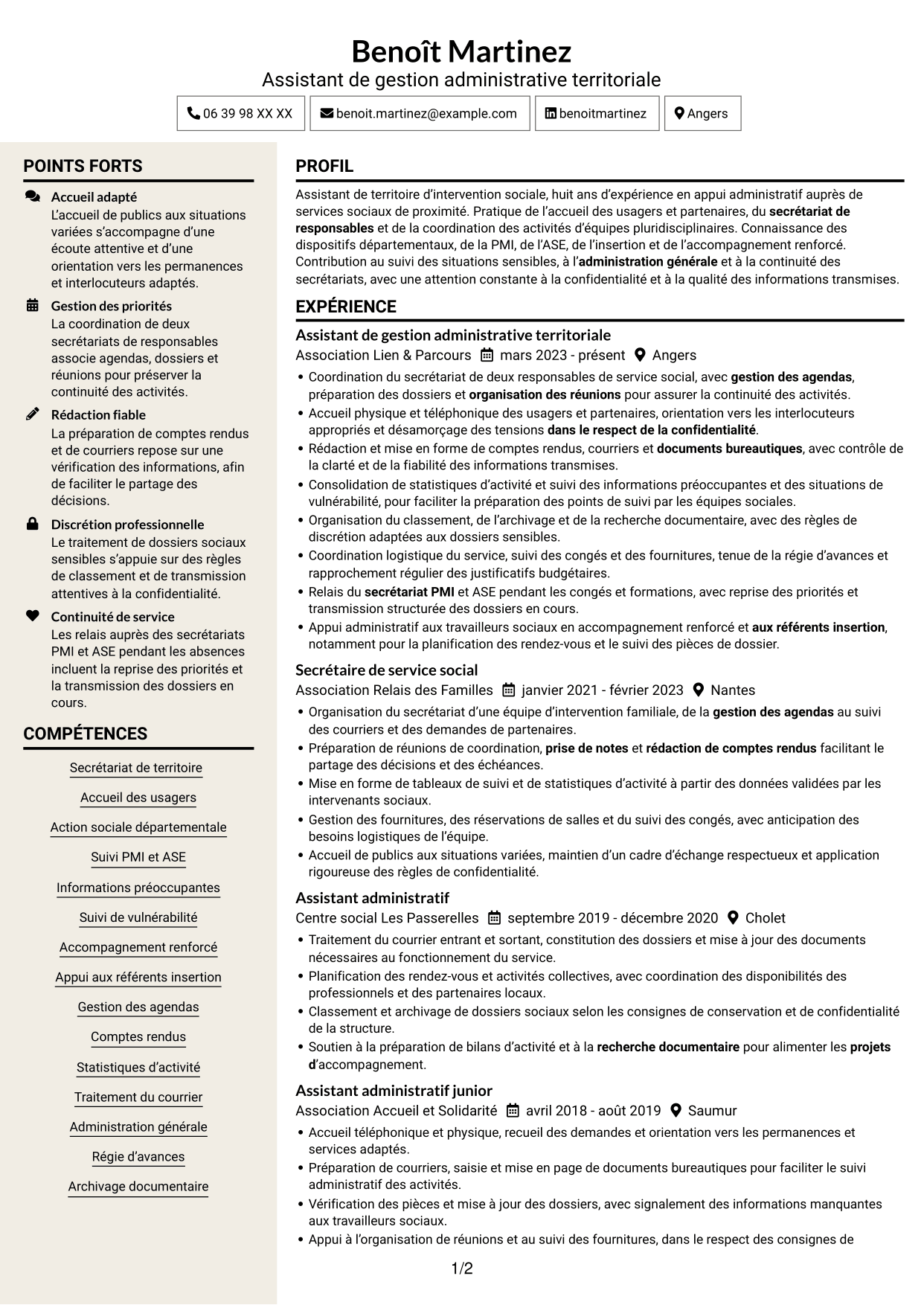 CV Fonceur (format à deux colonnes avec en-tête centré sans photo) : Assistant de territoire d’intervention sociale, page 1