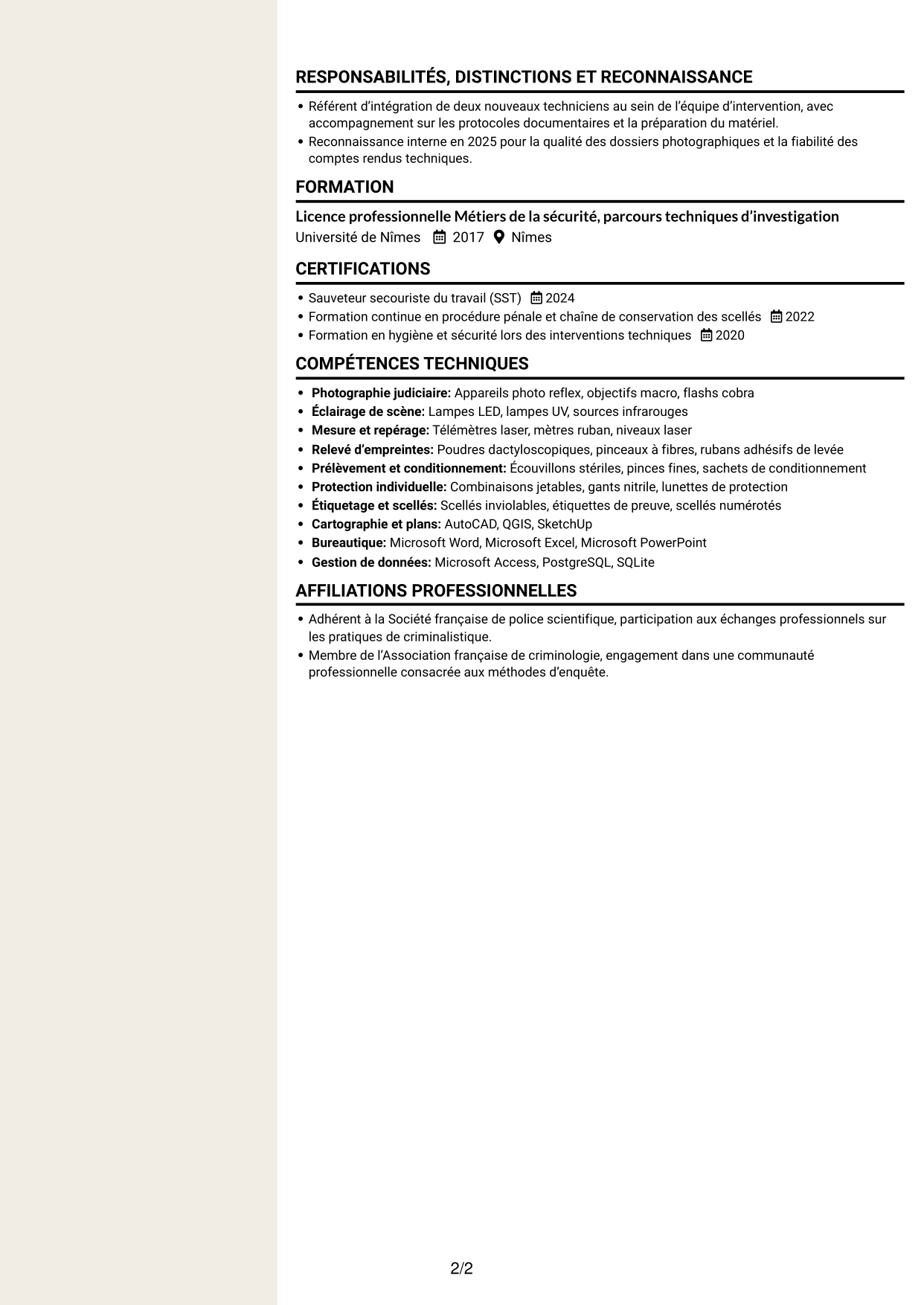 CV Fonceur (format à deux colonnes avec en-tête centré sans photo) : Assistant technique - Police scientifique, page 2