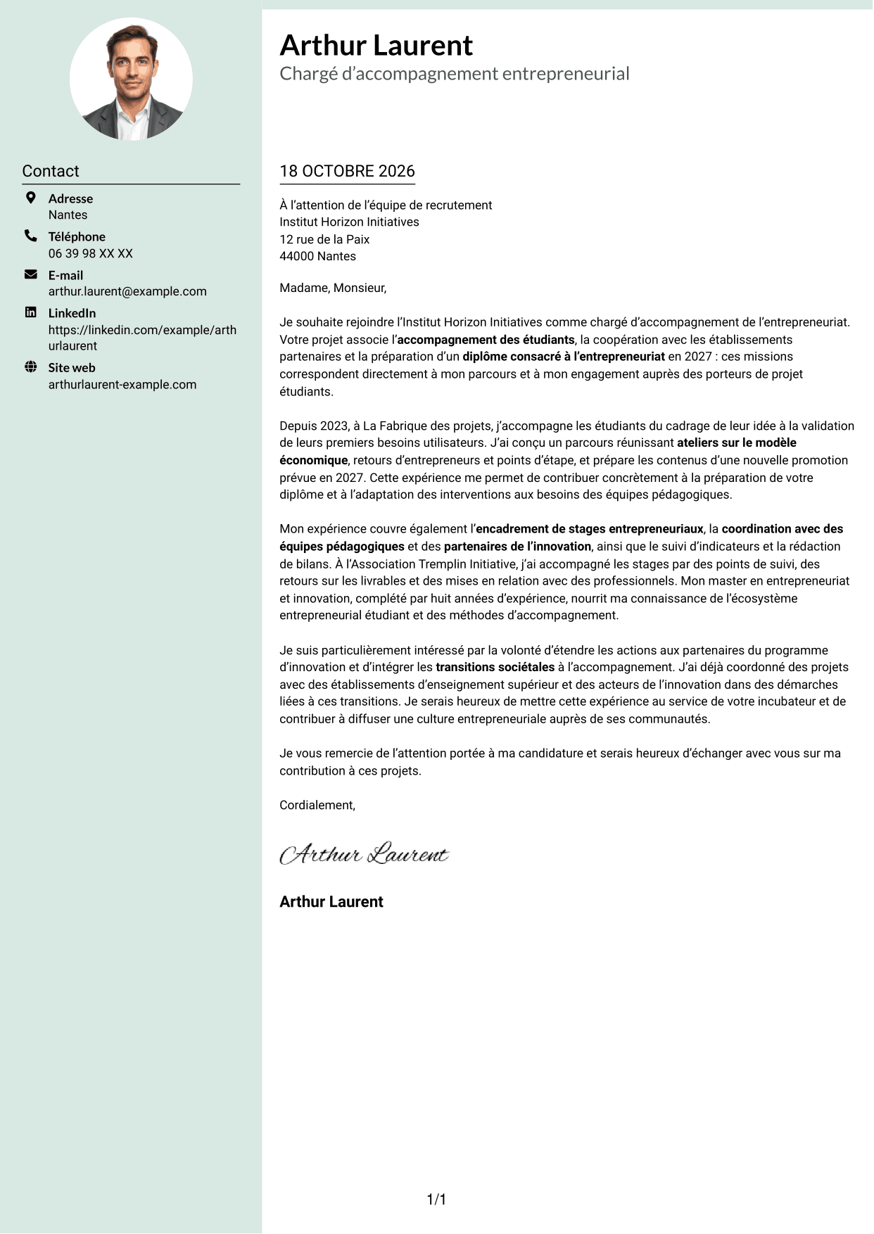 Lettre de motivation Cadre (format à colonne latérale douce avec photo arrondie) : Chargé d'accompagnement de l'entrepreneuriat, page 1