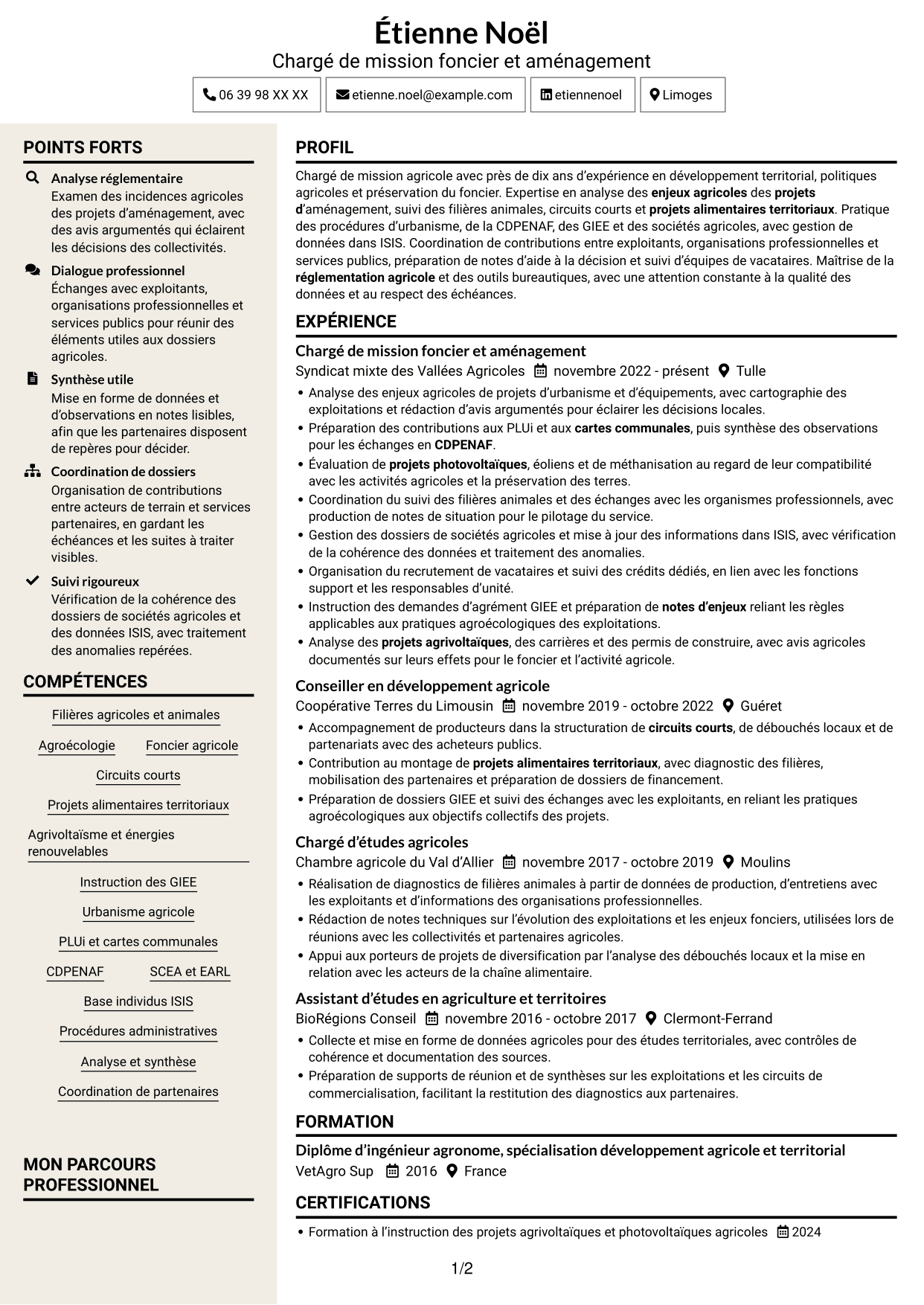 CV Fonceur (format à deux colonnes avec en-tête centré sans photo) : Chargé de mission - Agroécologie et foncier agricole, page 1