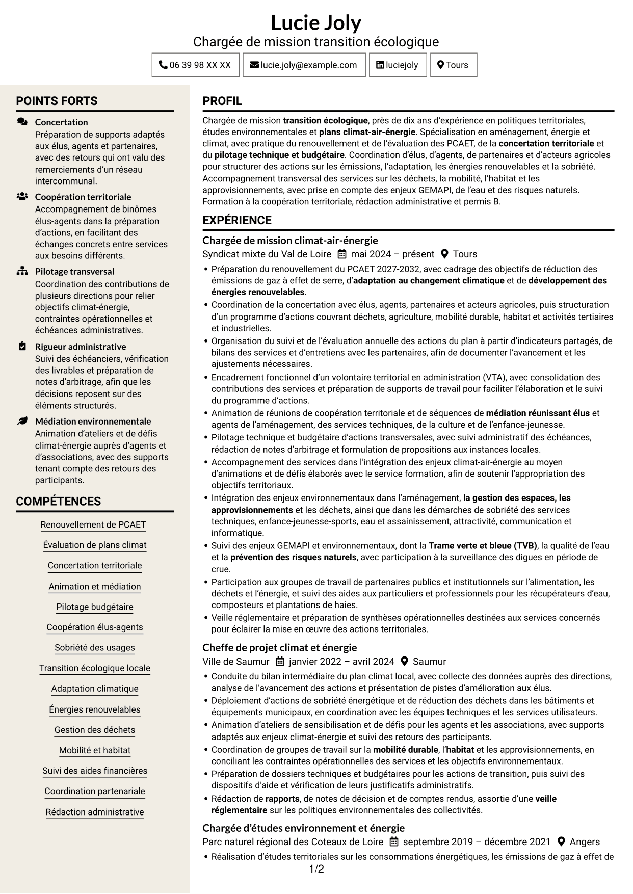 CV Fonceur (format à deux colonnes avec en-tête centré sans photo) : Chargé de mission transition écologique, page 1