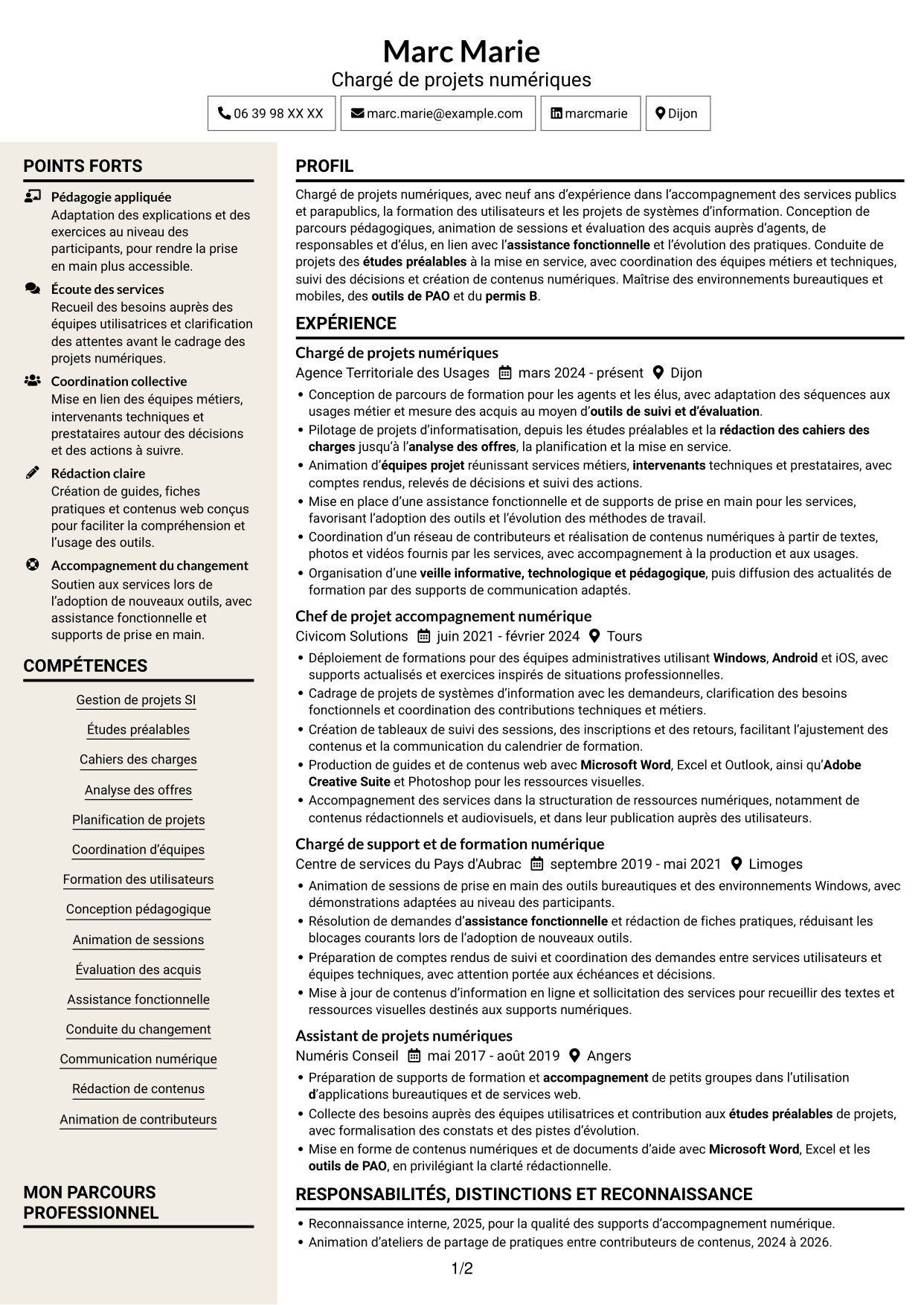 CV Fonceur (format à deux colonnes avec en-tête centré sans photo) : Chargé de projets et du développement des compétences numériques, page 1