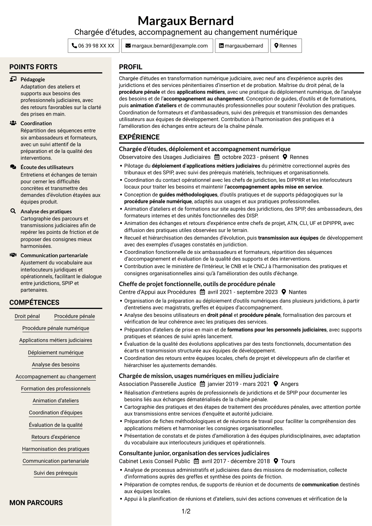 CV Fonceur (format à deux colonnes avec en-tête centré sans photo) : Chargée d’études - Accompagnement au changement numérique, page 1
