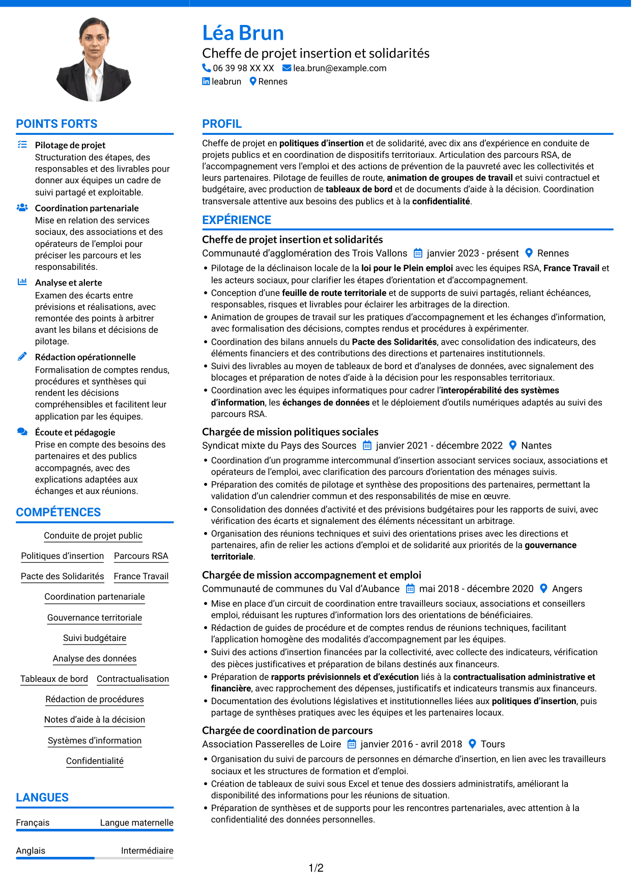 CV Audacieux (format à deux colonnes avec accents colorés et photo) : Chef de projet - Insertion et solidarités, page 1