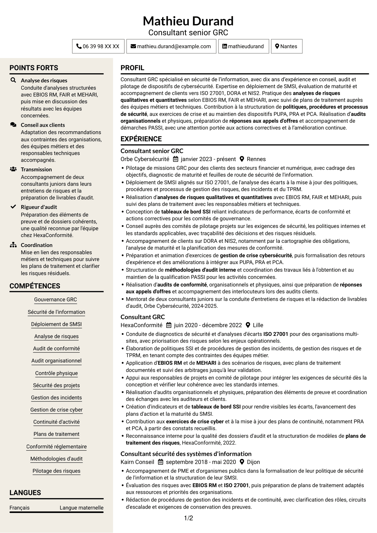 CV Fonceur (format à deux colonnes avec en-tête centré sans photo) : Consultant GRC - Sécurité de l'information, page 1