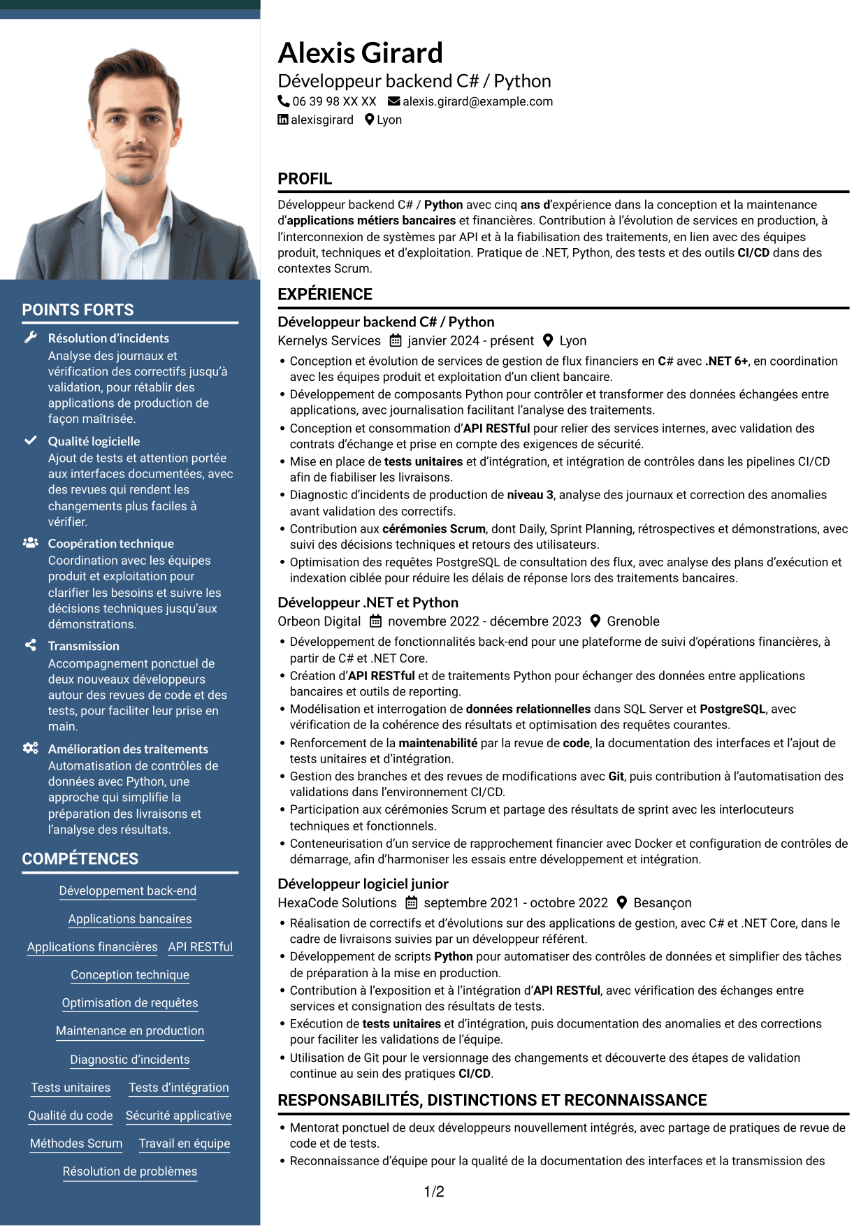 CV Signature (format à colonne latérale colorée avec grande photo) : Développeur C# / Python - Applications bancaires, page 1