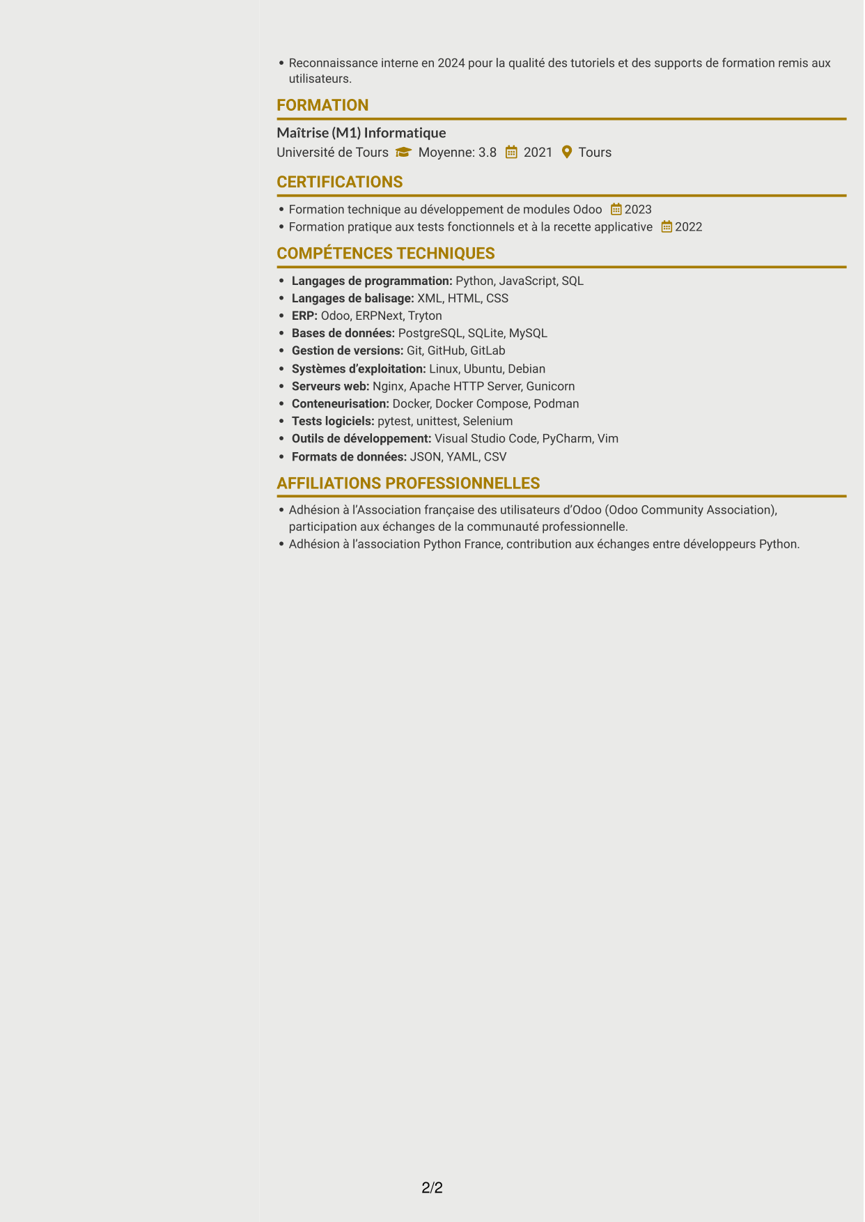 CV Dynamique (format à deux colonnes avec icônes) : Développeur informatique - Python et Odoo, page 2
