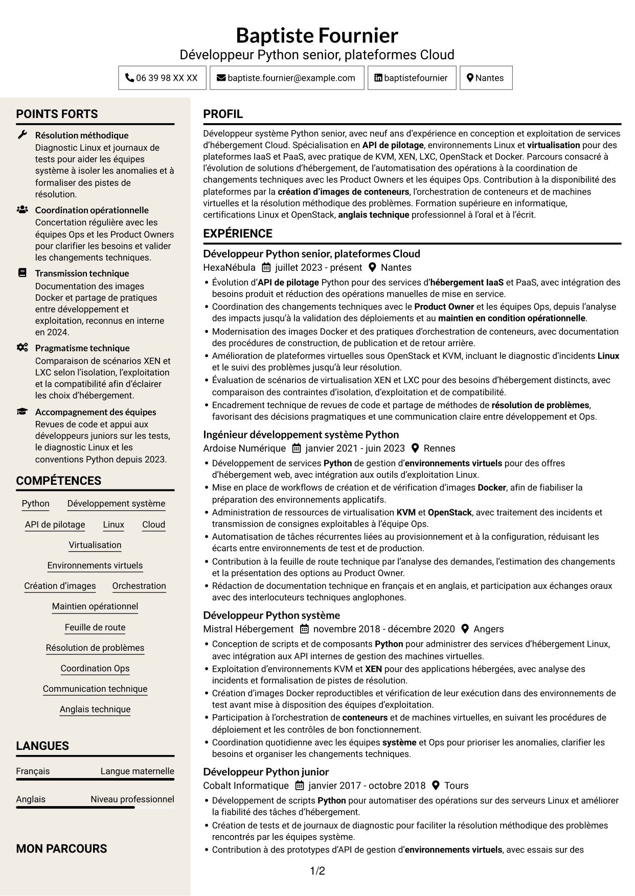 CV Fonceur (format à deux colonnes avec en-tête centré sans photo) : Développeur Python Senior - Cloud et virtualisation, page 1