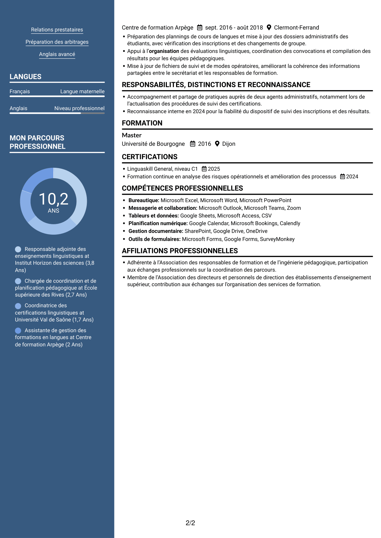 CV Signature (format à colonne latérale colorée avec grande photo) : Directeur adjoint des enseignements - Langues et cultures, page 2