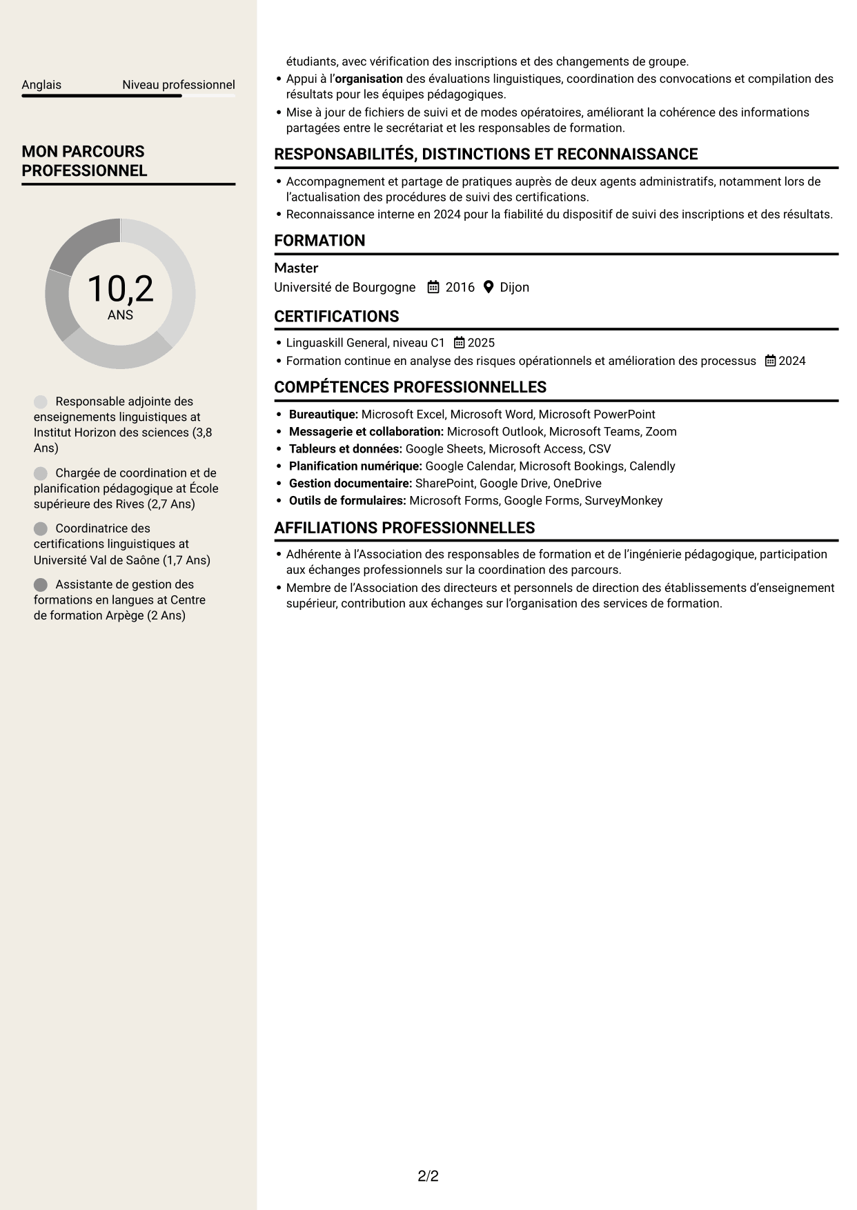 CV Fonceur (format à deux colonnes avec en-tête centré sans photo) : Directeur adjoint des enseignements - Langues et cultures, page 2