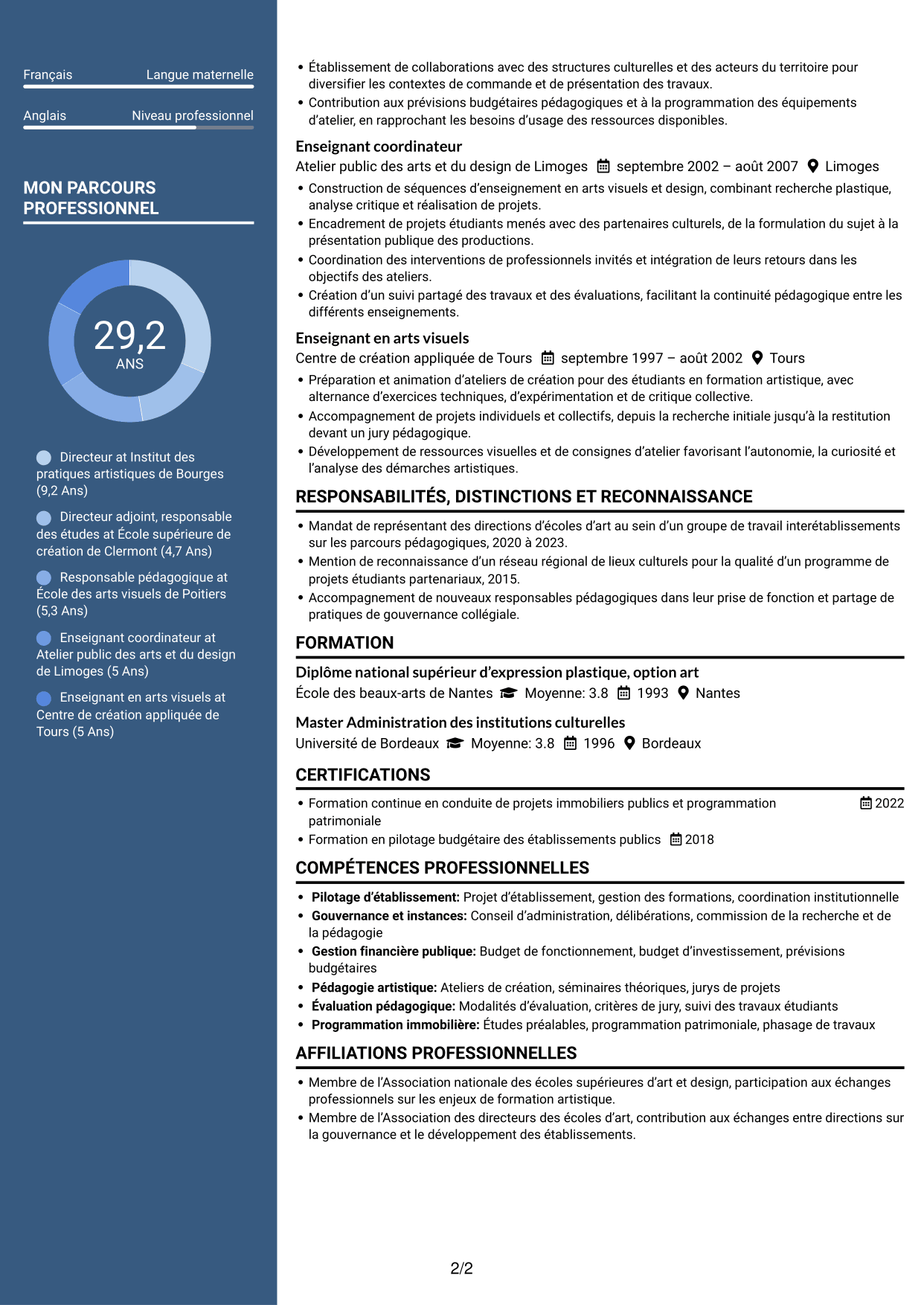 CV Élégant (format à colonne latérale colorée avec photo) : Directeur d’établissement d’enseignement supérieur artistique, page 2