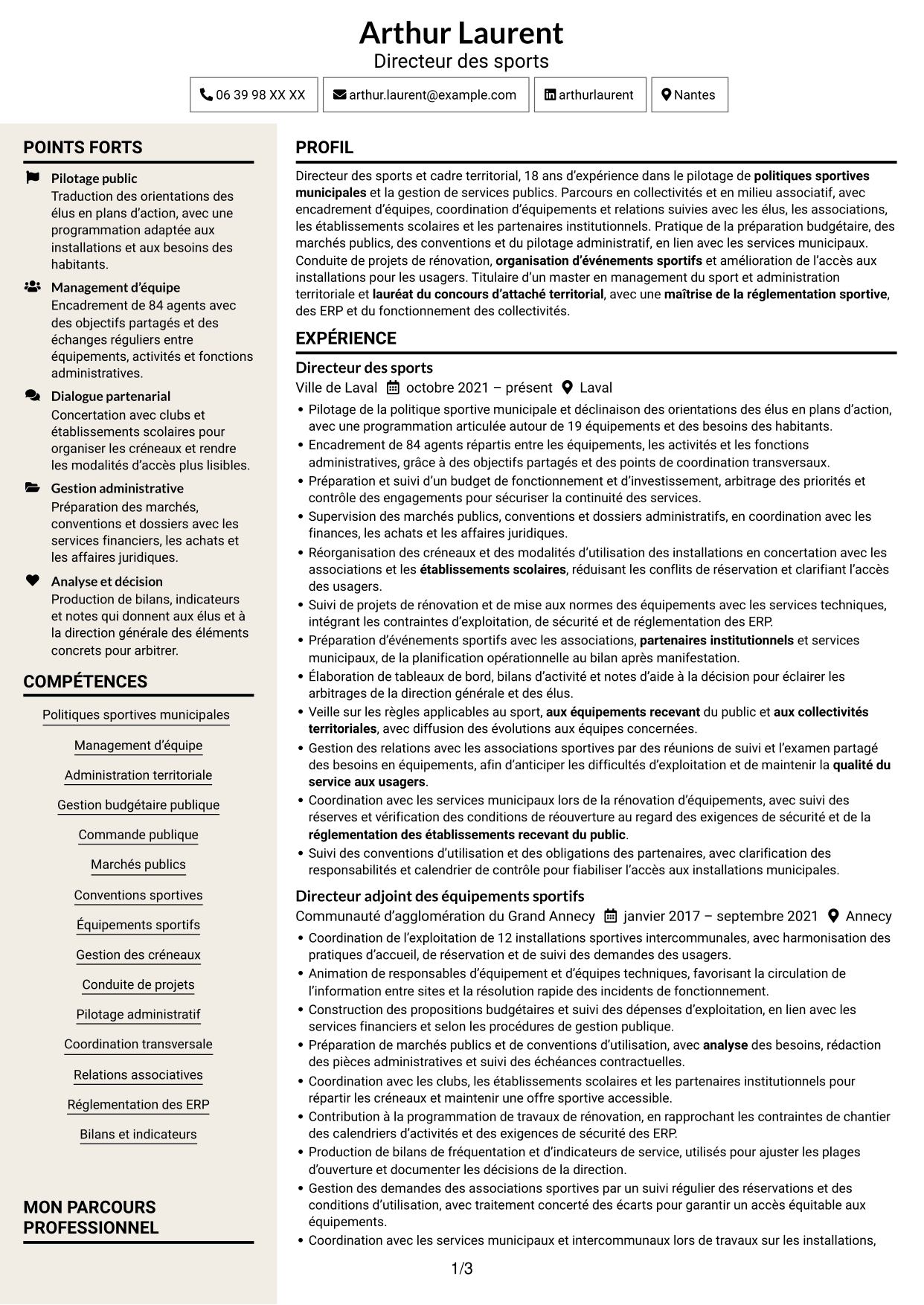 CV Fonceur (format à deux colonnes avec en-tête centré sans photo) : Directeur des sports - Politiques sportives municipales, page 1