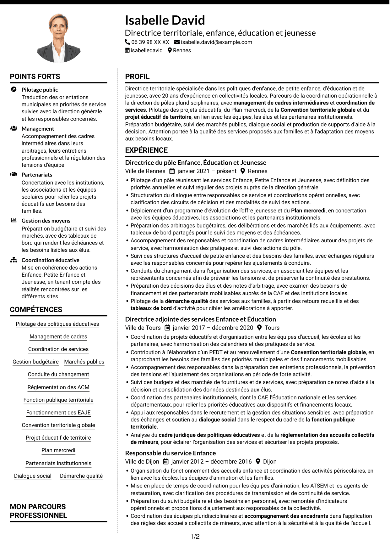 CV Moderne (format à deux colonnes avec photo à gauche et séparateur) : Directeur du pôle enfance-jeunesse-éducation, page 1