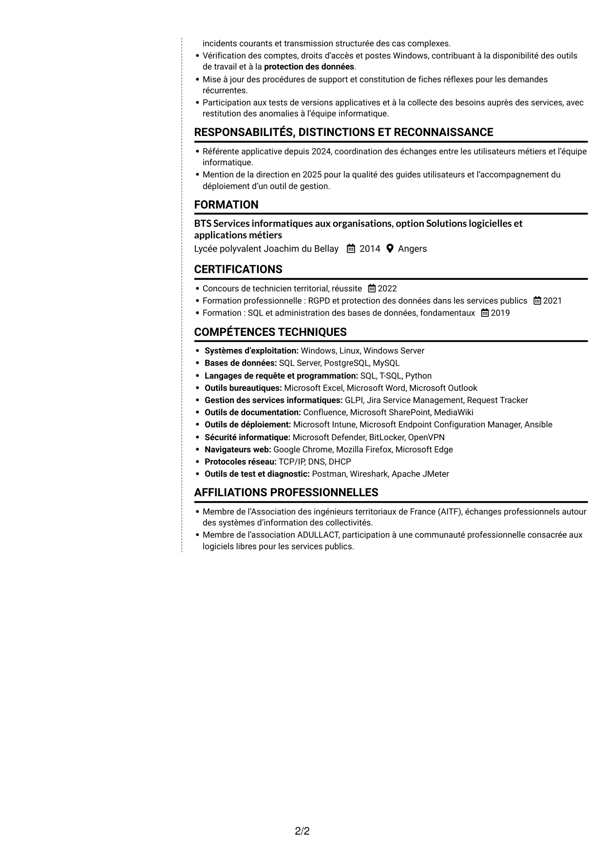 CV Moderne (format à deux colonnes avec photo à gauche et séparateur) : Gestionnaire d’applications - Applications des collectivités territoriales, page 2