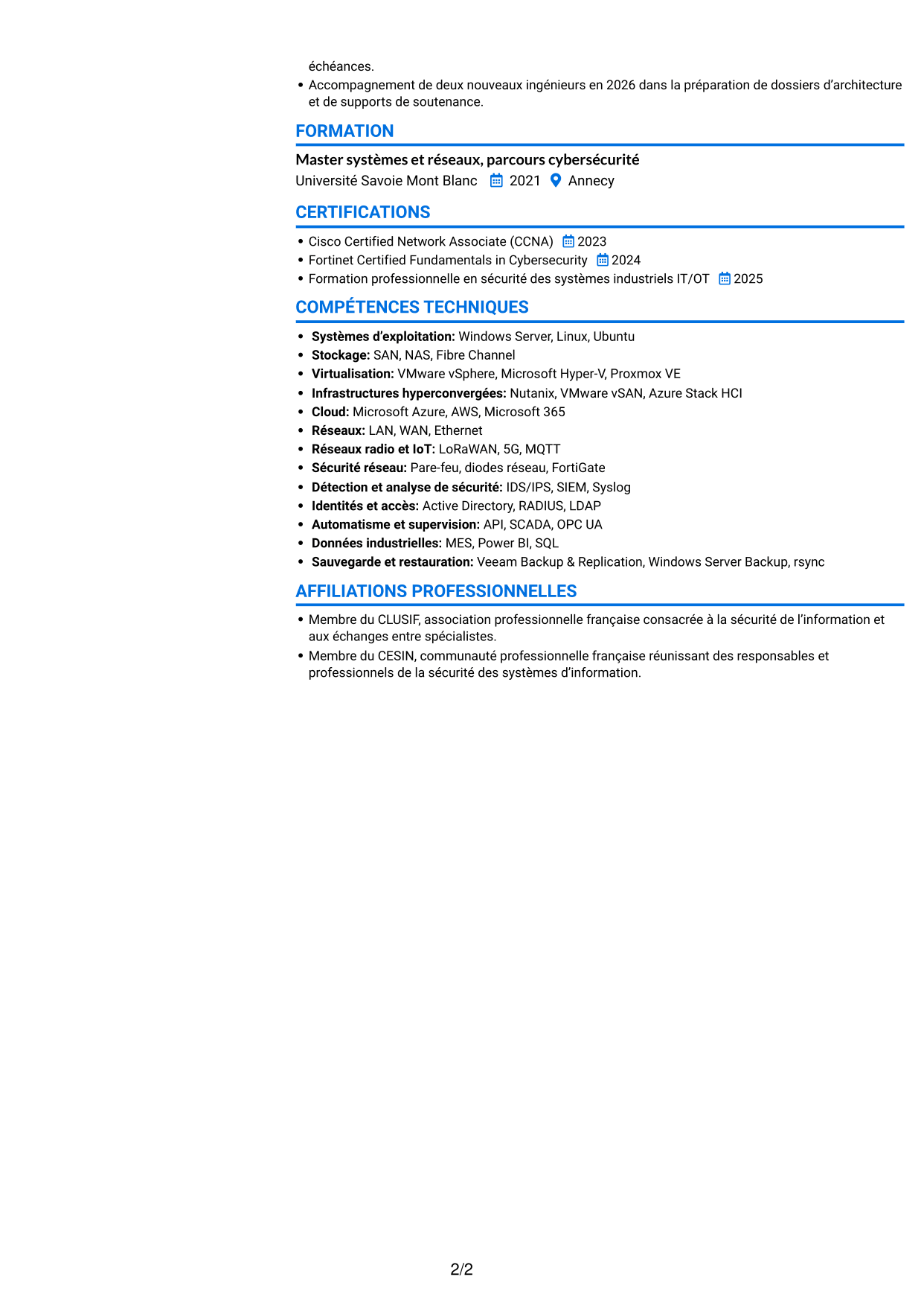 CV Audacieux (format à deux colonnes avec accents colorés et photo) : Ingénieur Avant-Vente Junior - Systèmes, Réseaux et Cybersécurité, page 2