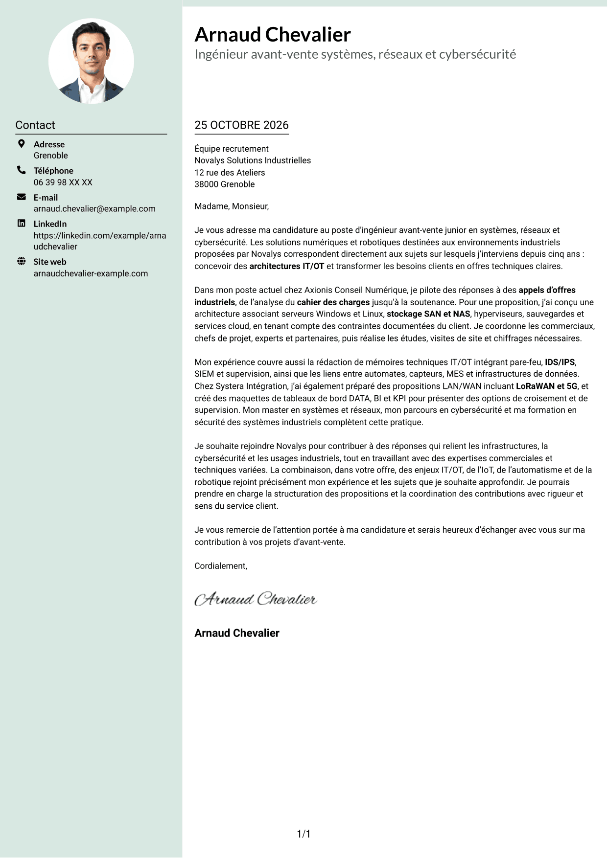 Lettre de motivation Cadre (format à colonne latérale douce avec photo arrondie) : Ingénieur Avant-Vente Junior - Systèmes, Réseaux et Cybersécurité, page 1