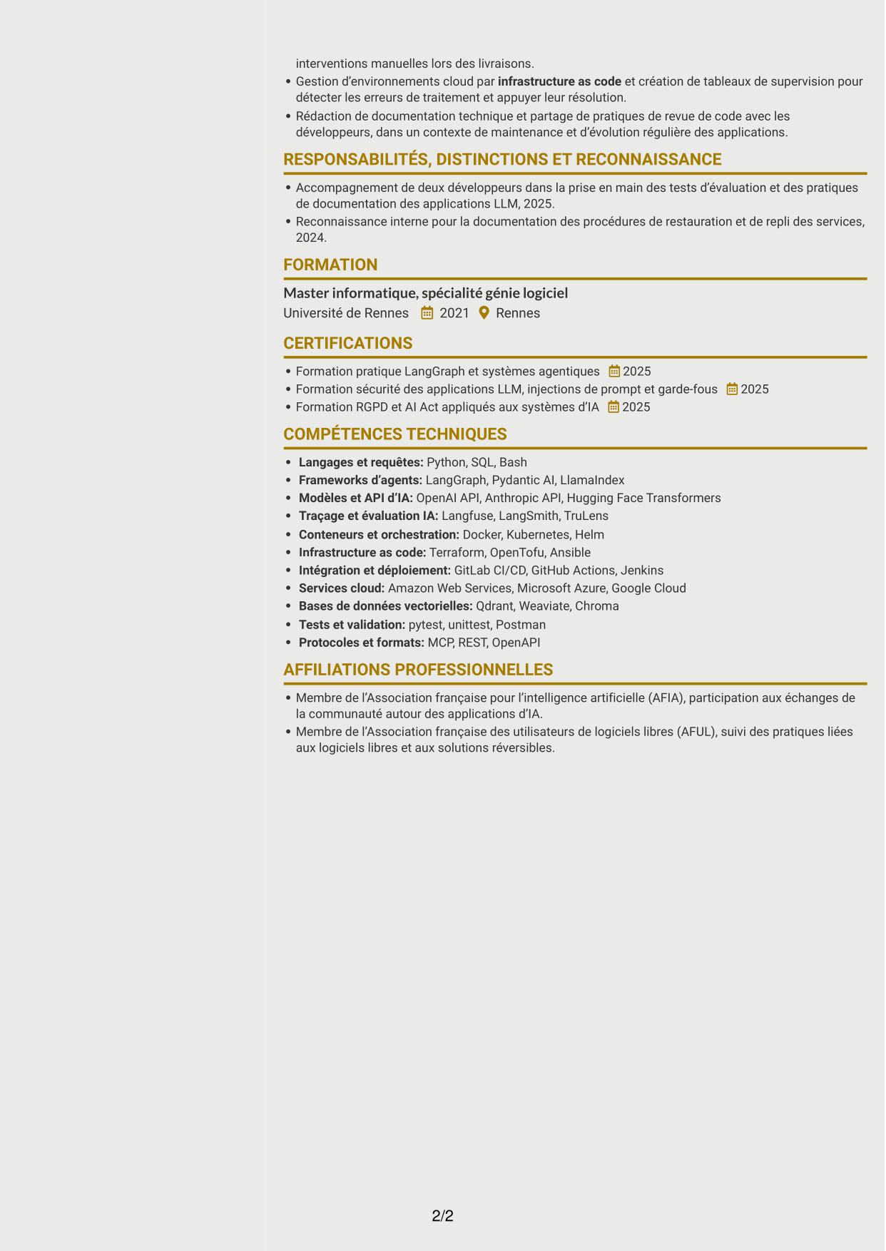 CV Dynamique (format à deux colonnes avec icônes) : Ingénieur IA Agentique, page 2