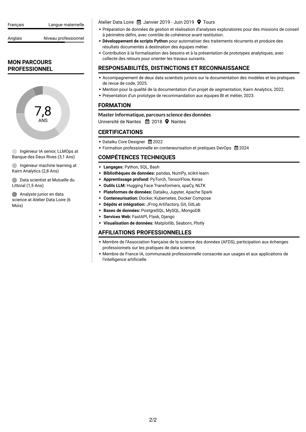 CV Moderne (format à deux colonnes avec photo à gauche et séparateur) : Ingénieur IA - LLMOps, page 2