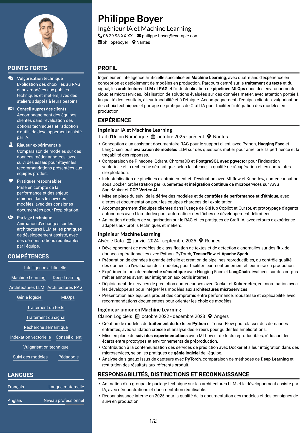 CV Élégant (format à colonne latérale colorée avec photo) : Ingénieur IA - Machine Learning, page 1