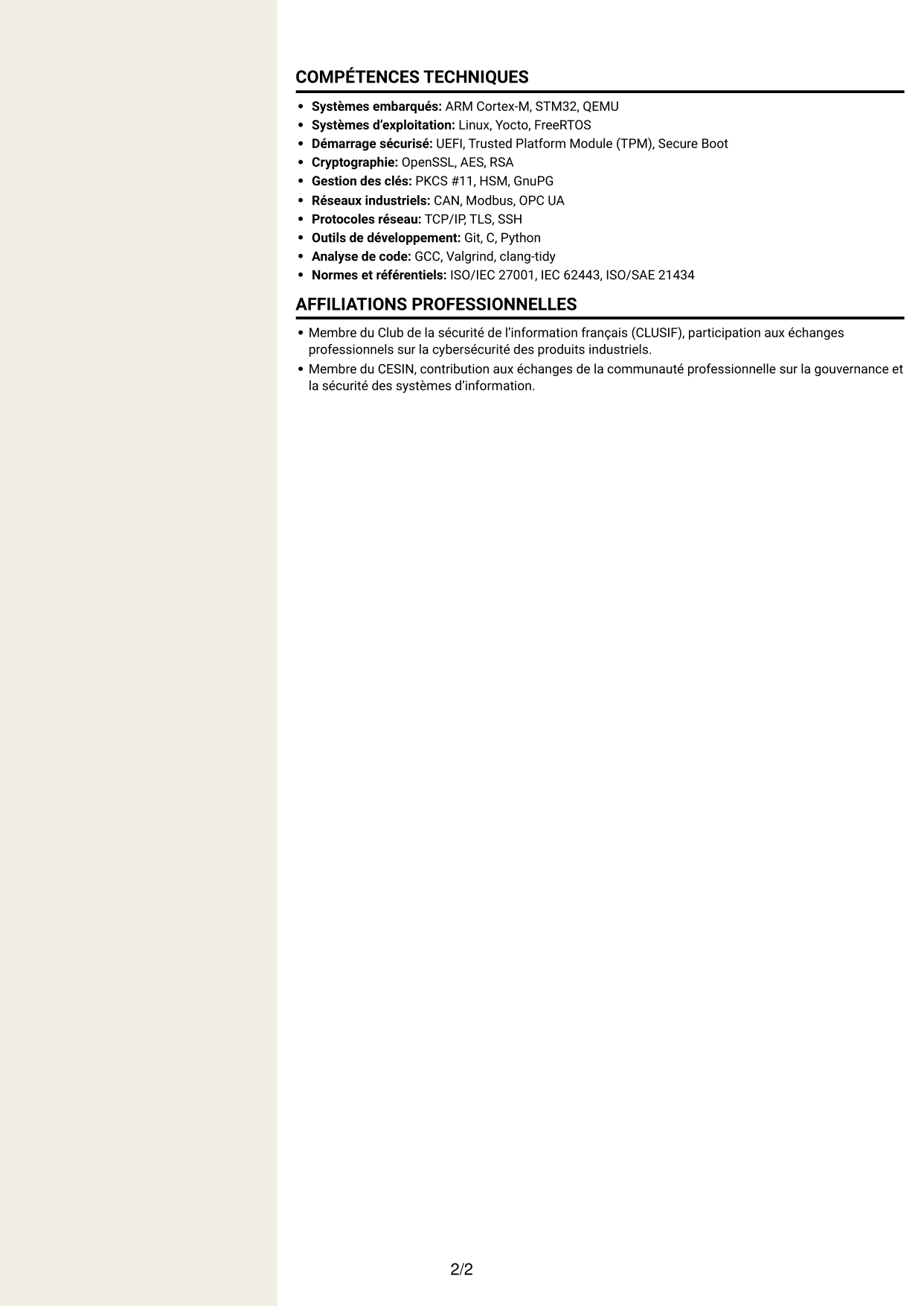 CV Fonceur (format à deux colonnes avec en-tête centré sans photo) : Ingénieur junior en gouvernance cybersécurité - Systèmes embarqués, page 2