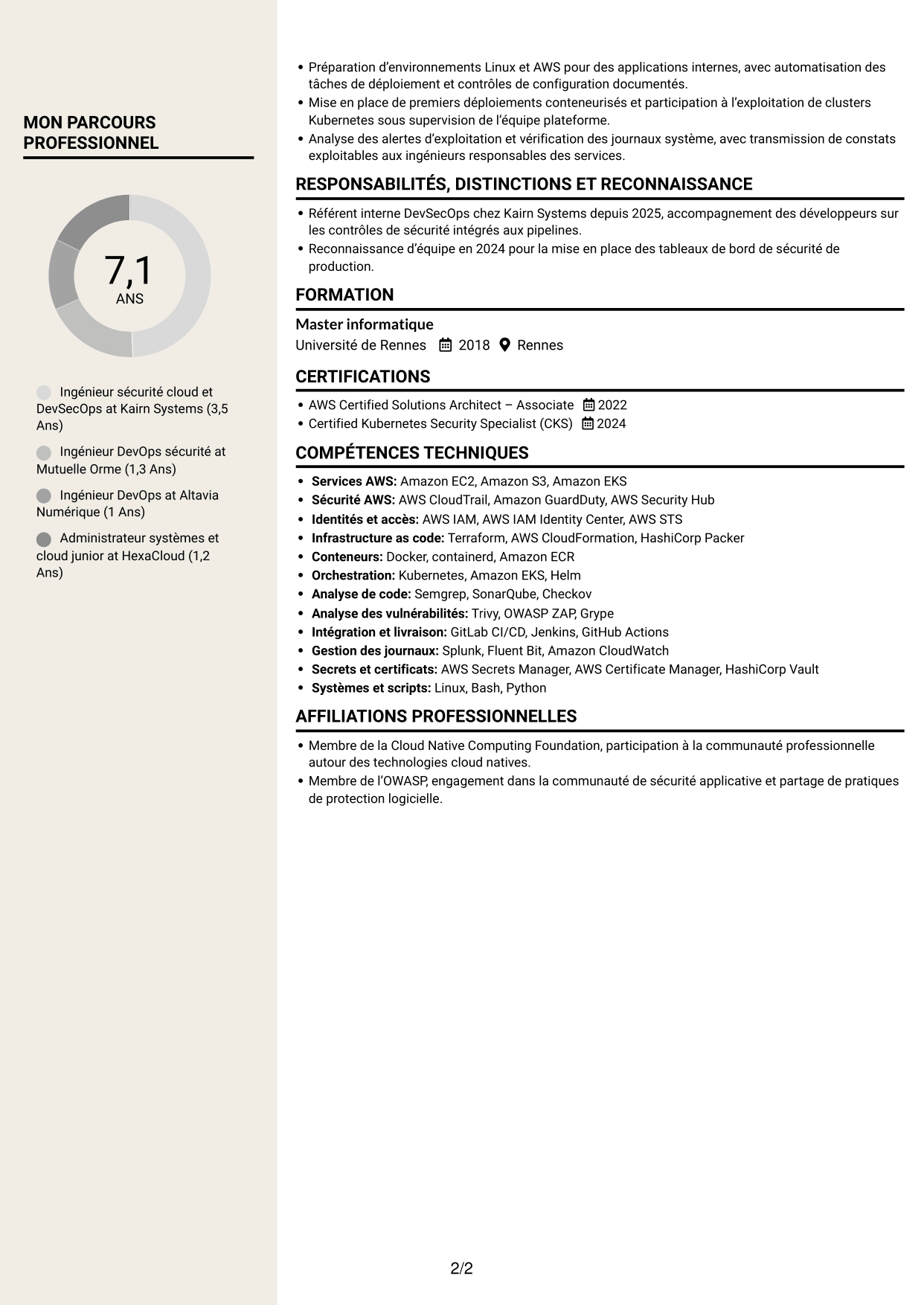 CV Fonceur (format à deux colonnes avec en-tête centré sans photo) : Ingénieur sécurité cloud - DevSecOps, page 2