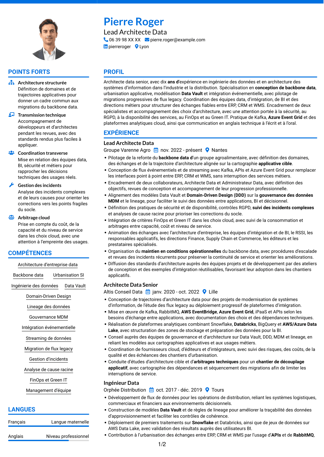 CV Audacieux (format à deux colonnes avec accents colorés et photo) : Lead Architecte Data - Backbone Data, page 1