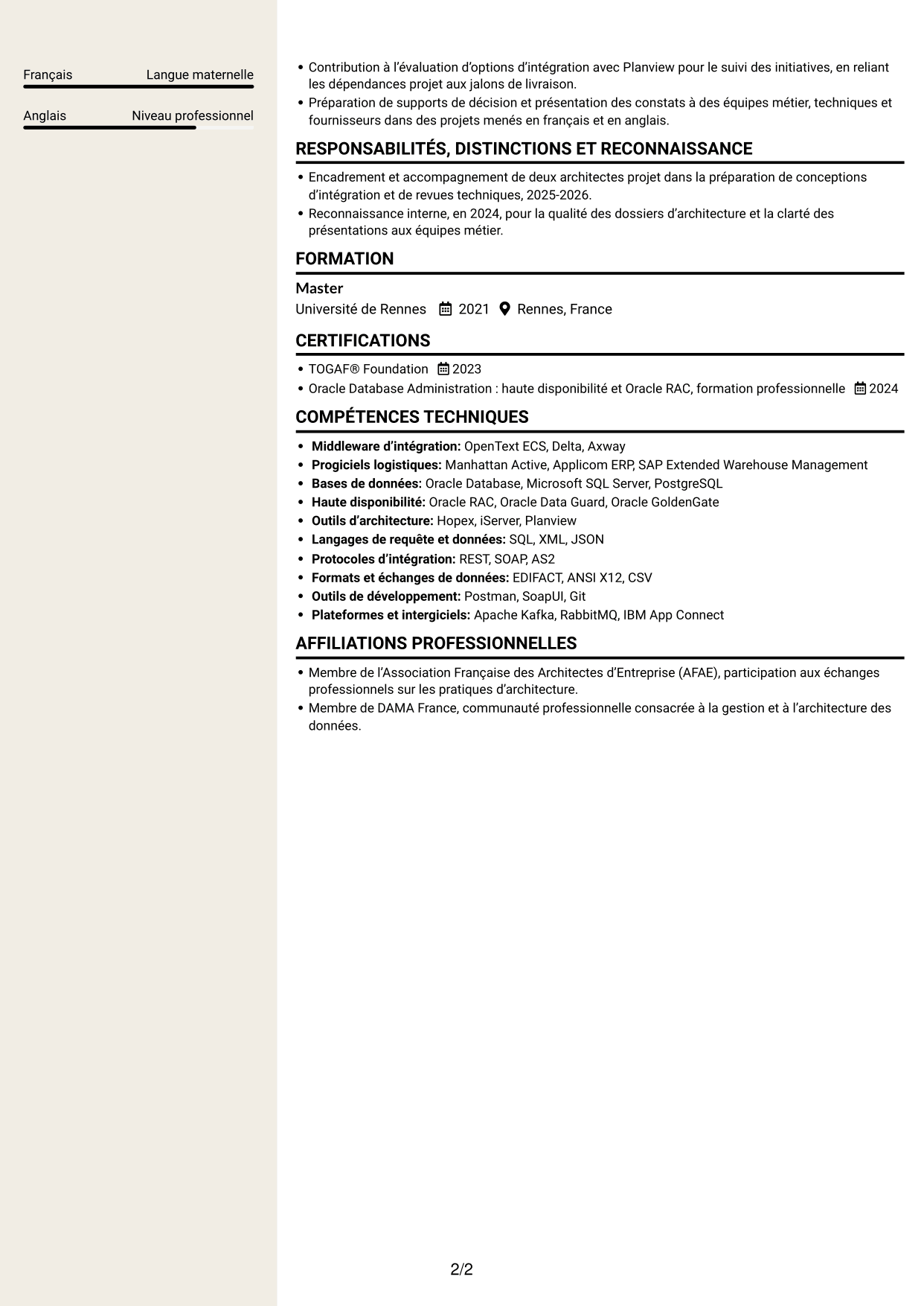 CV Fonceur (format à deux colonnes avec en-tête centré sans photo) : Lead Architecte de solutions - Intégration middleware, page 2